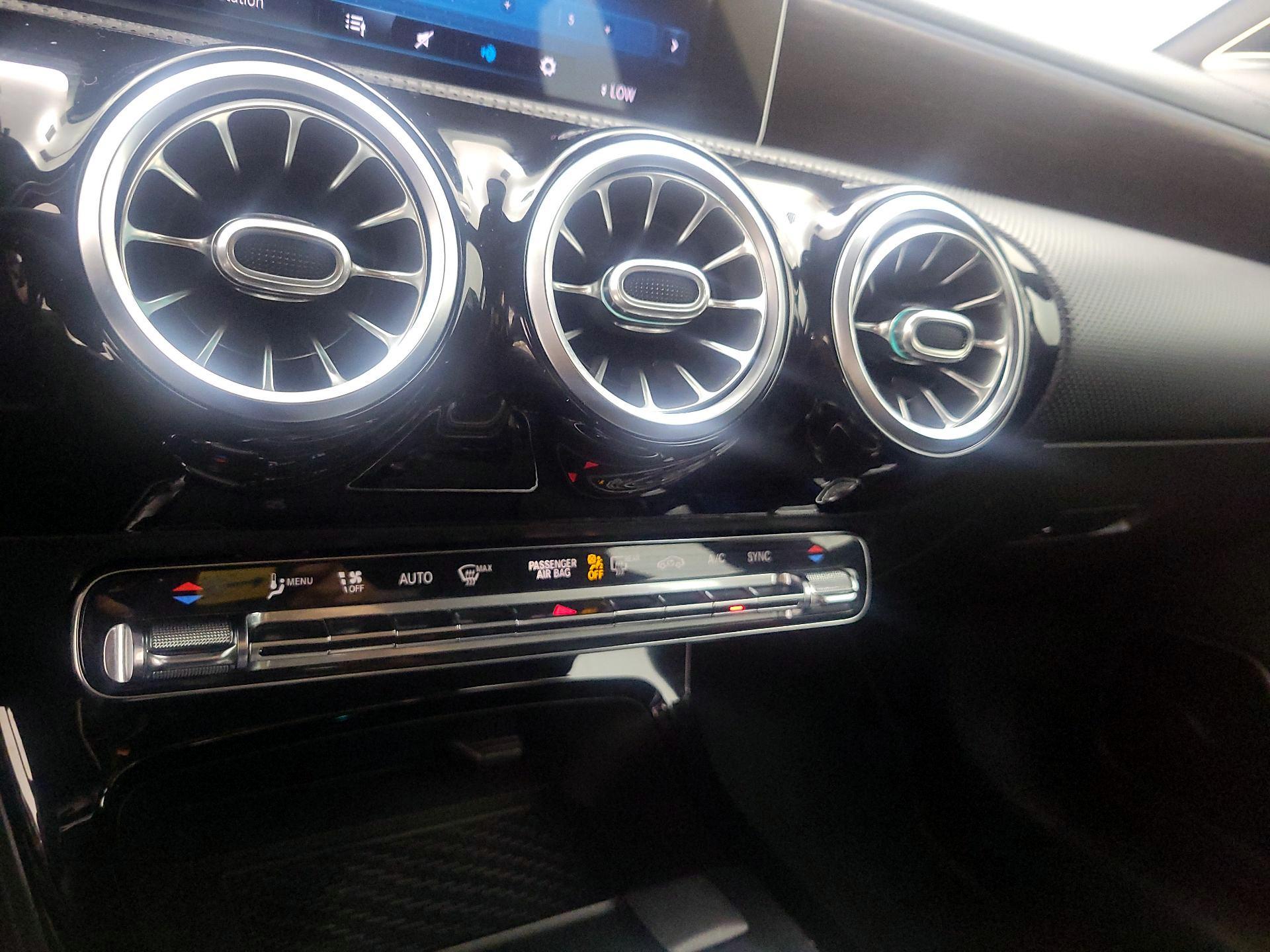 Thumbnail: 2020 Mercedes-Benz CLA - 16