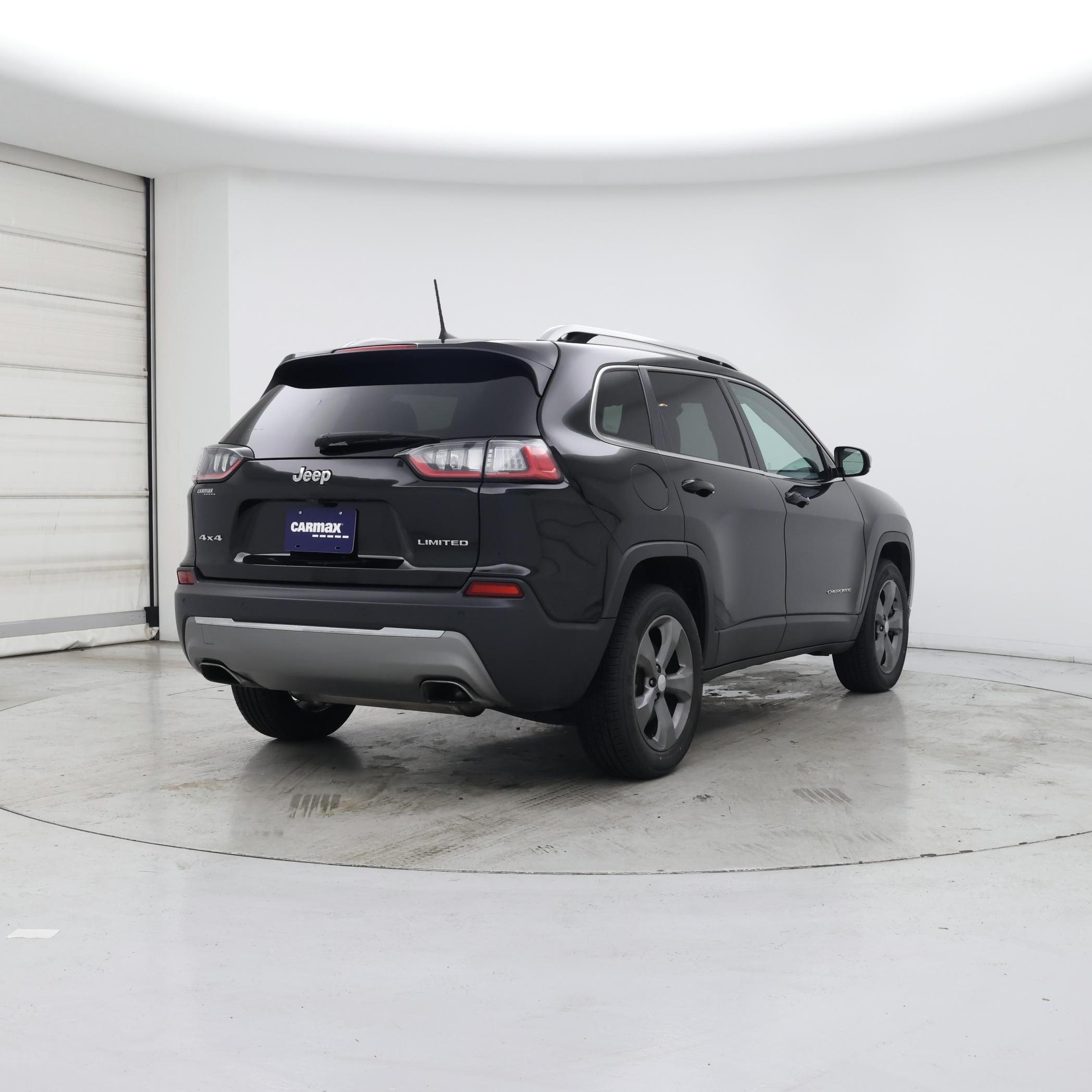 Thumbnail: 2020 Jeep Cherokee - 8