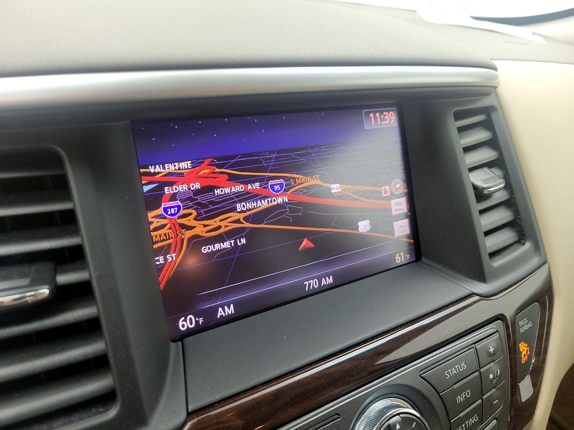 Thumbnail: 2013 Nissan Pathfinder - 14