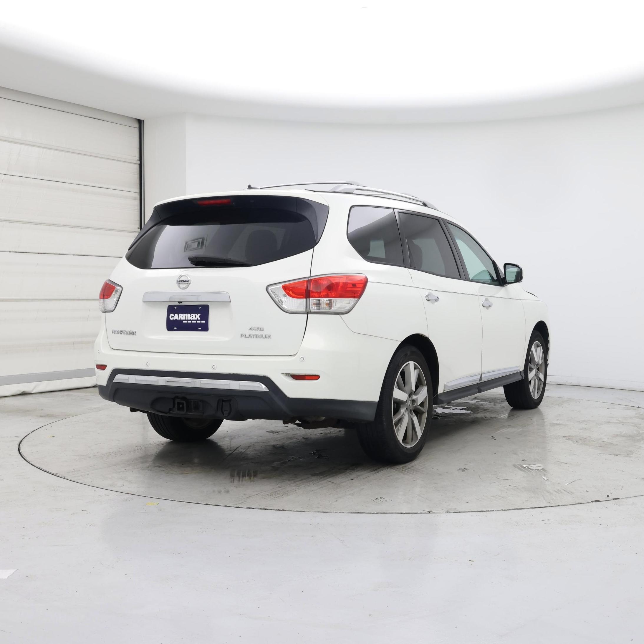 Thumbnail: 2013 Nissan Pathfinder - 8