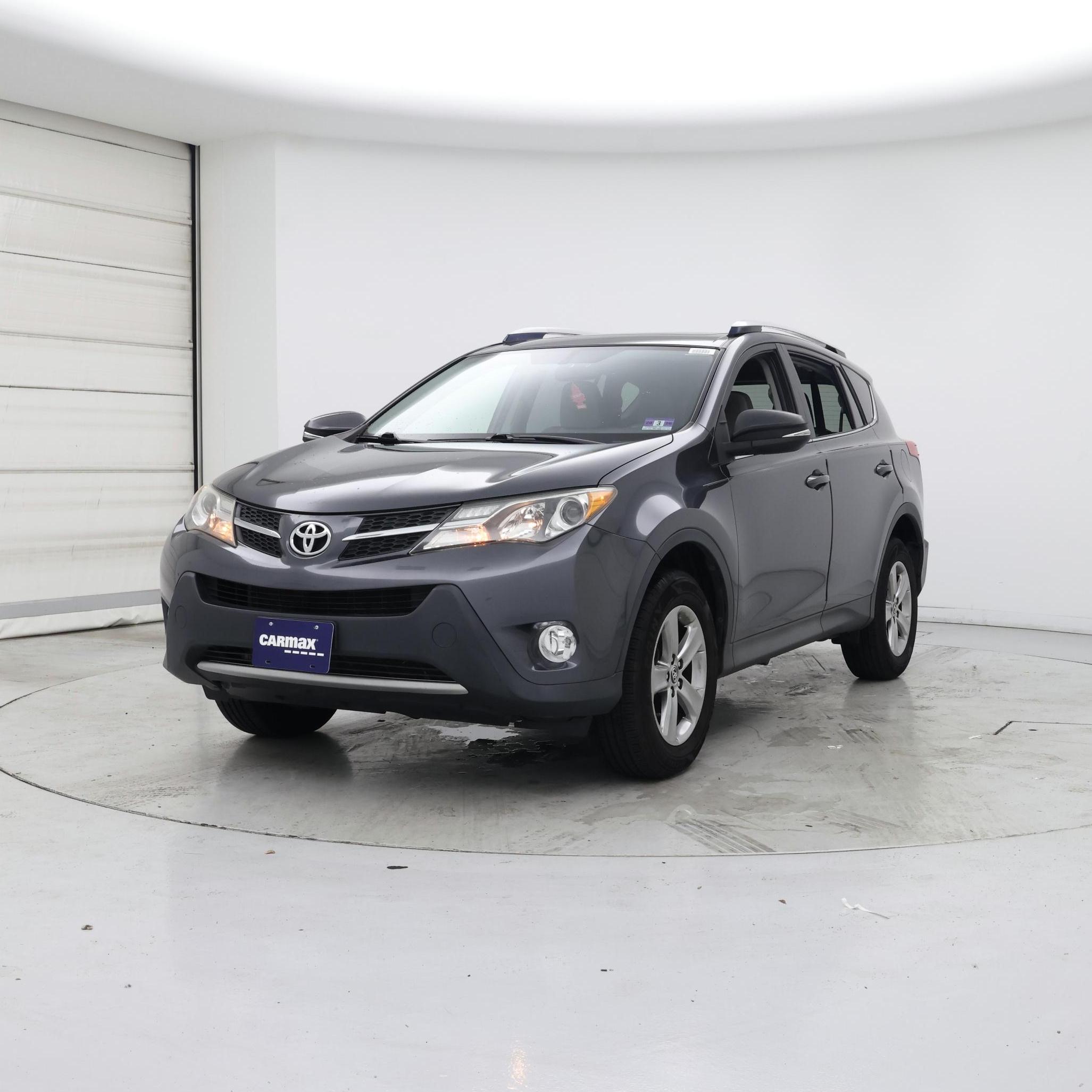 Thumbnail: 2015 Toyota RAV4 - 4