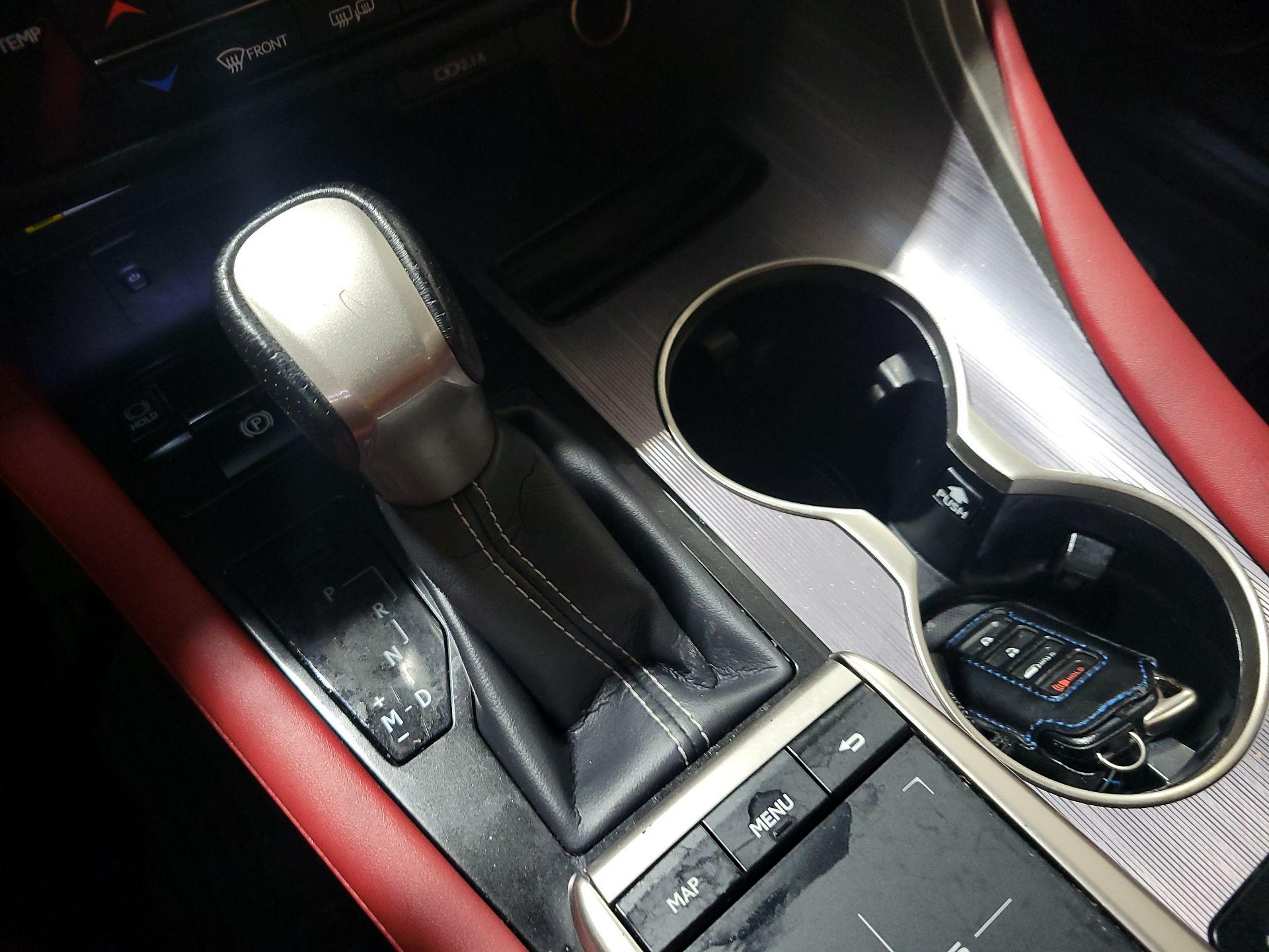 Thumbnail: 2022 Lexus RX - 18
