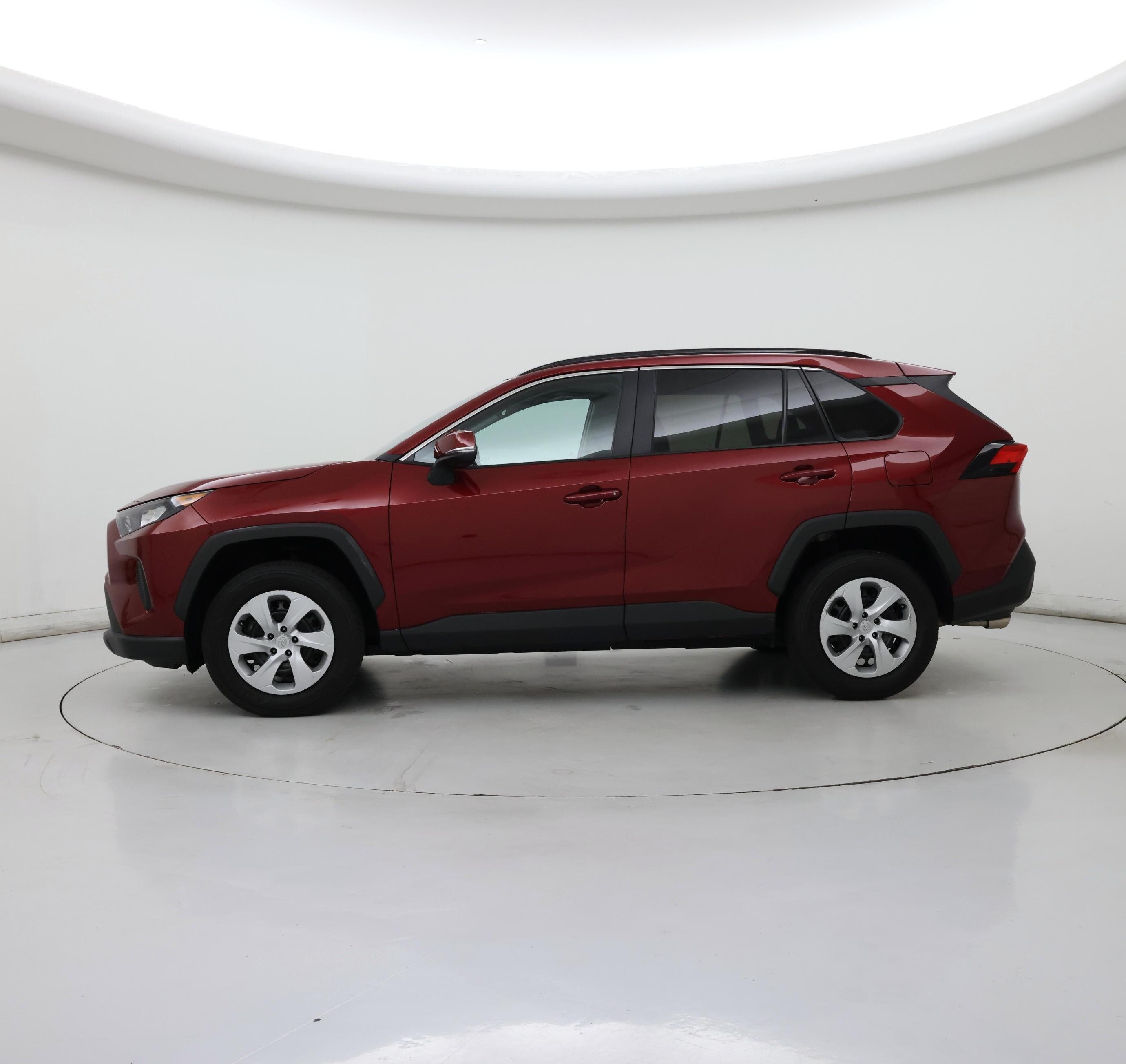 Thumbnail: 2019 Toyota RAV4 - 3