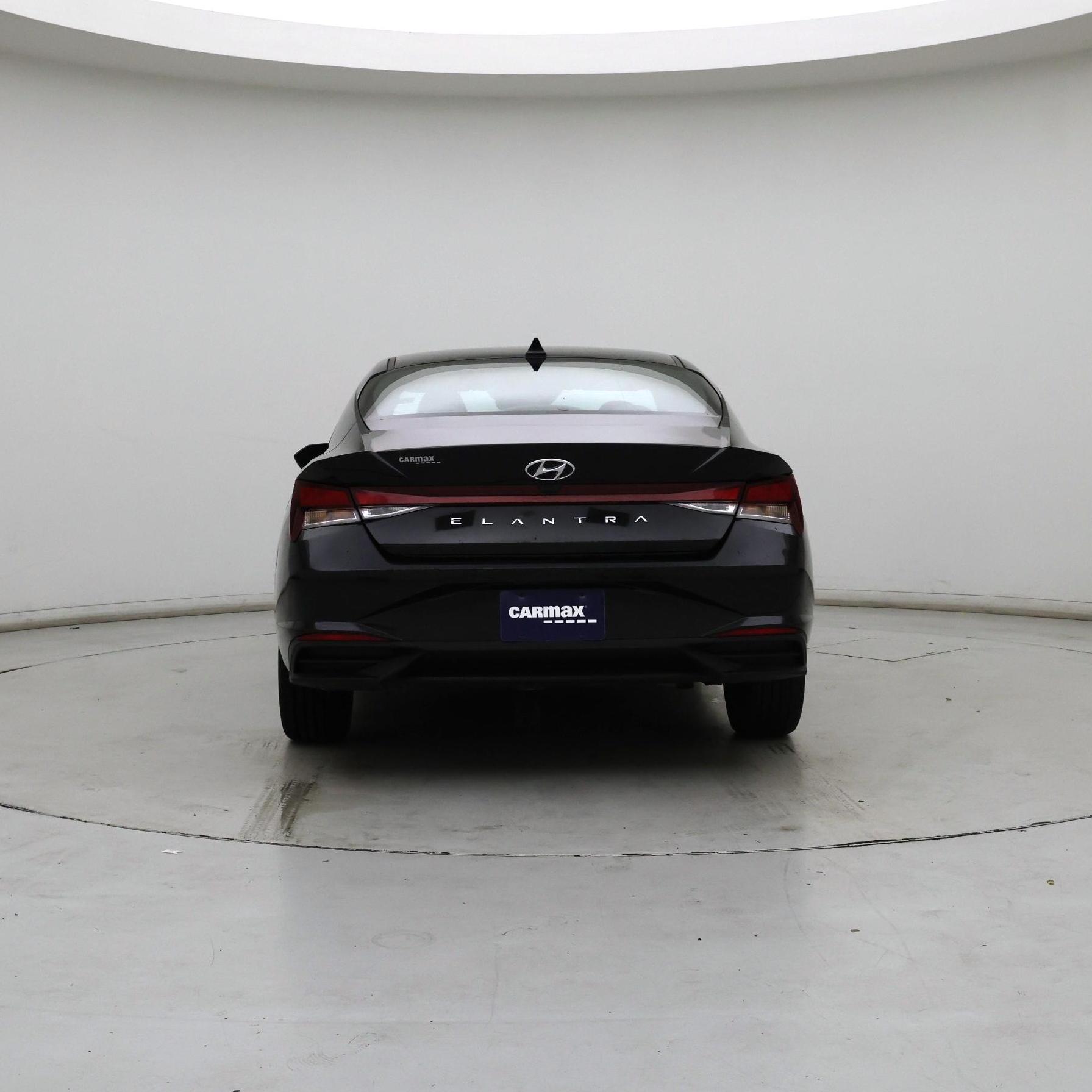Thumbnail: 2023 Hyundai Elantra - 6