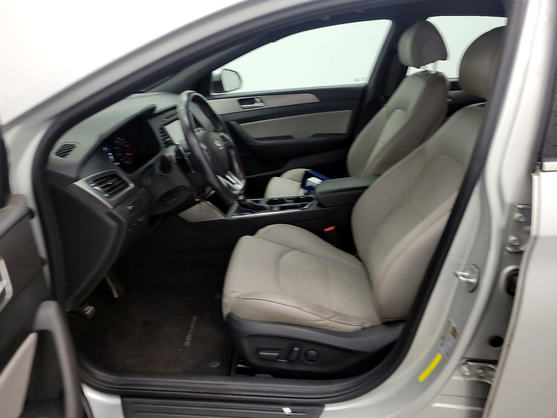 Thumbnail: 2017 Hyundai Sonata - 11