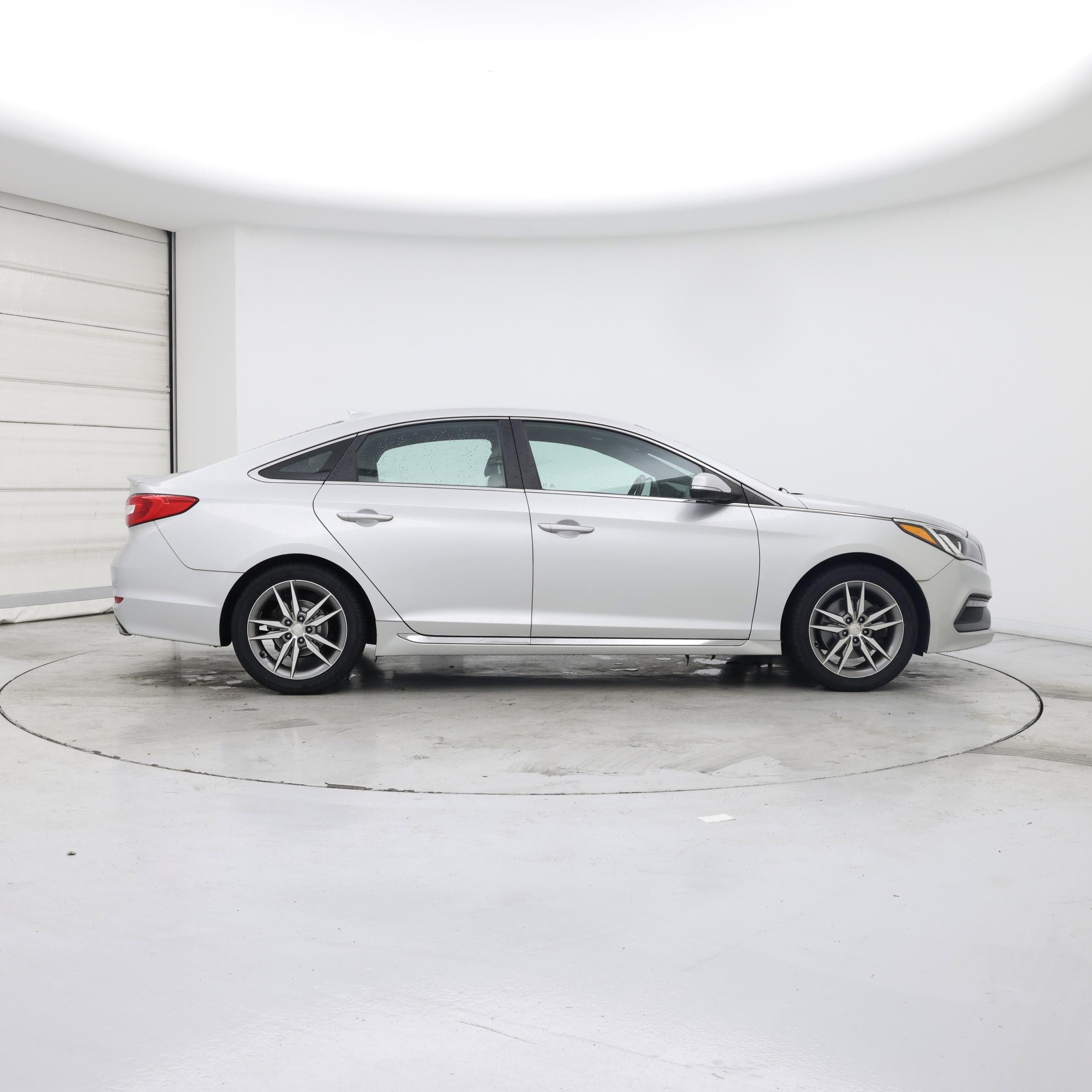 Thumbnail: 2017 Hyundai Sonata - 7