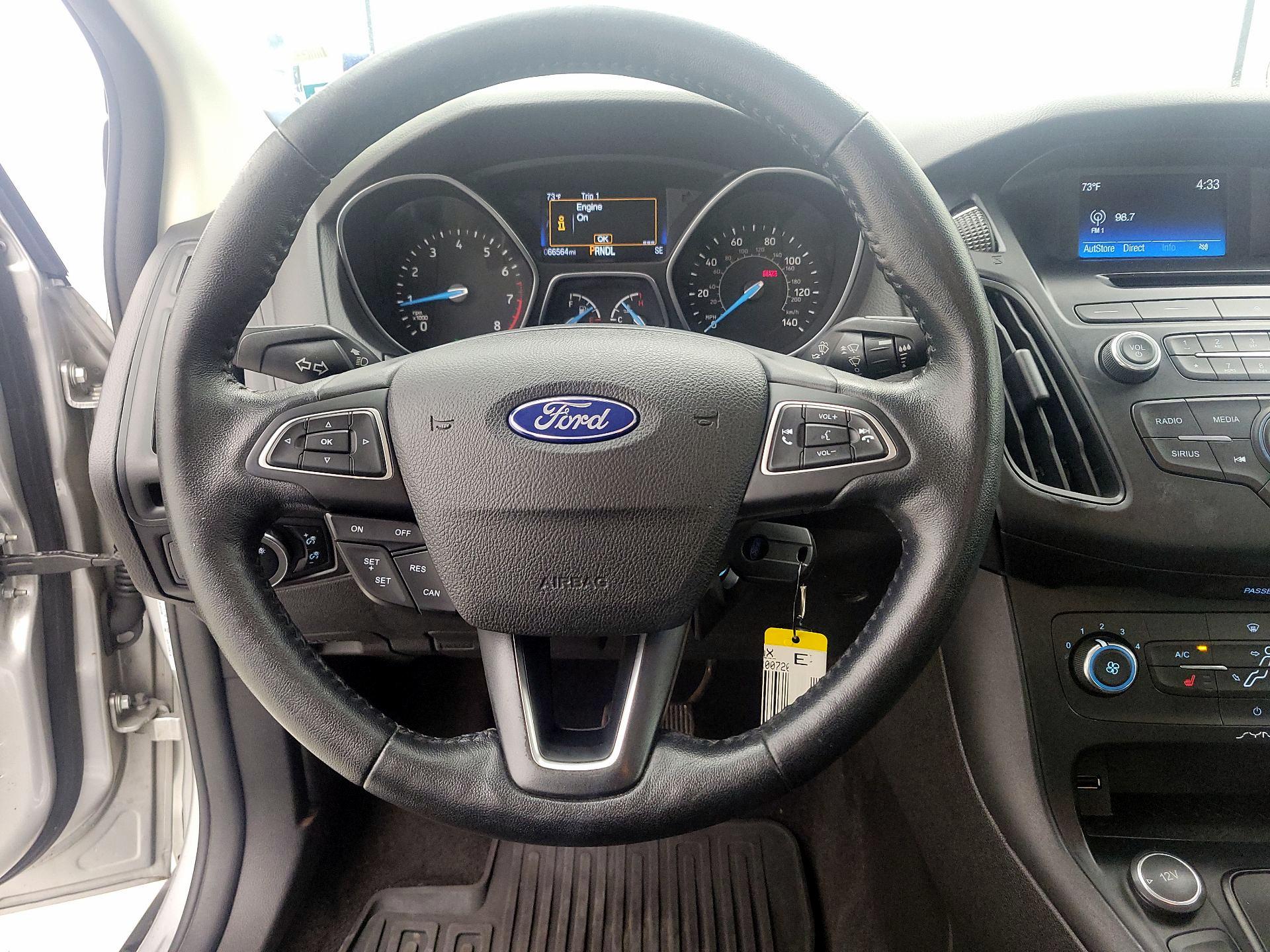 Thumbnail: 2016 Ford Focus - 10