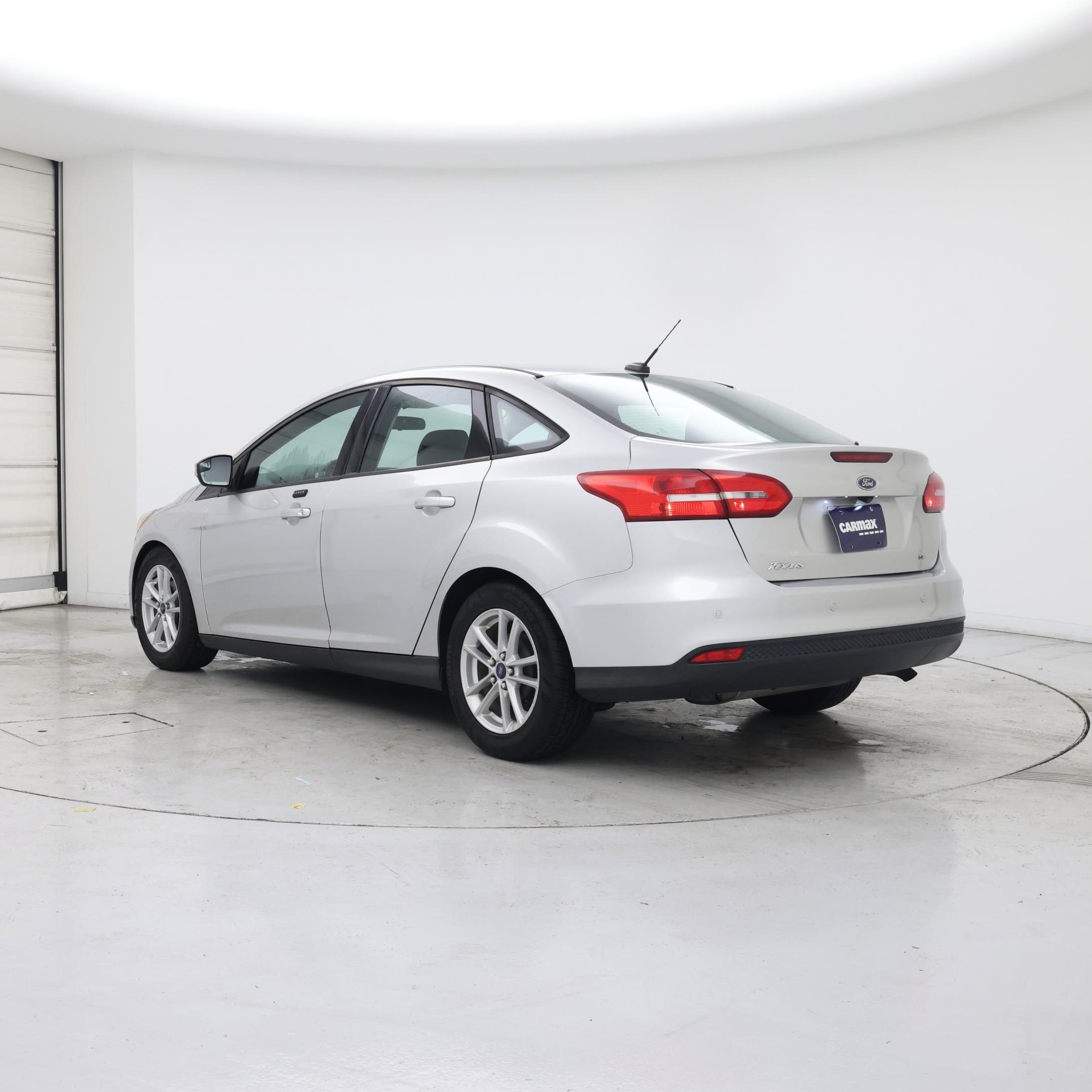 Thumbnail: 2016 Ford Focus - 2