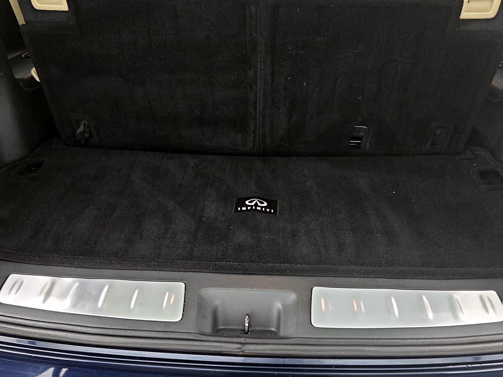 Thumbnail: 2019 INFINITI QX60 - 18