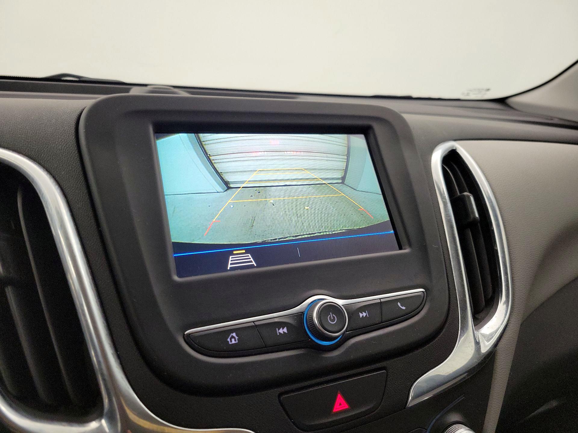 Thumbnail: 2019 Chevrolet Equinox - 14