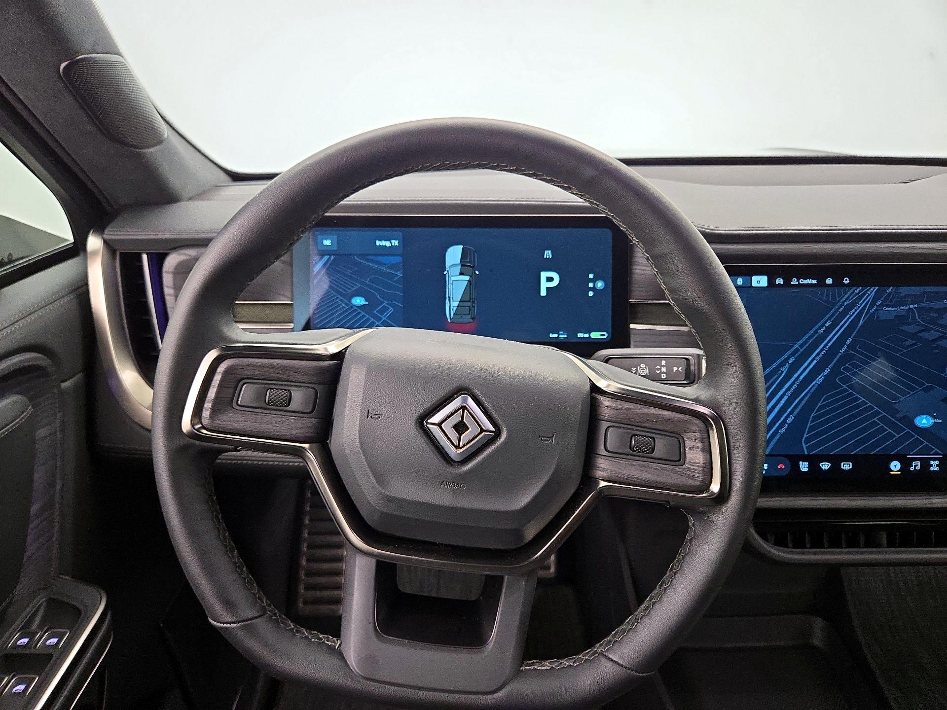 Thumbnail: 2023 Rivian R1S - 10