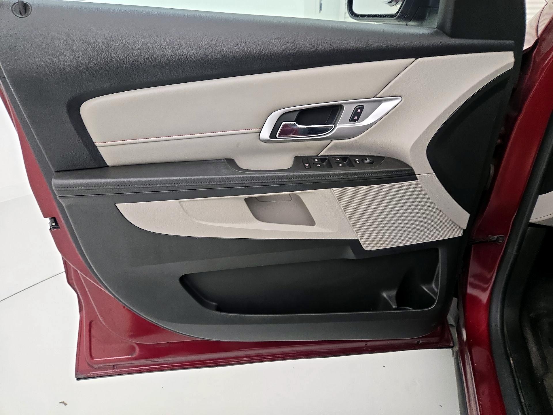Thumbnail: 2016 GMC Terrain - 12