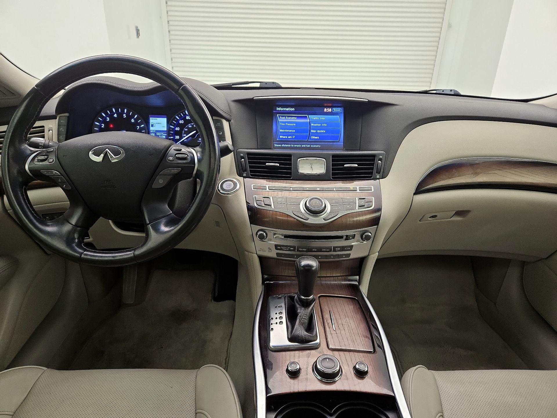 Thumbnail: 2015 INFINITI Q70 - 9