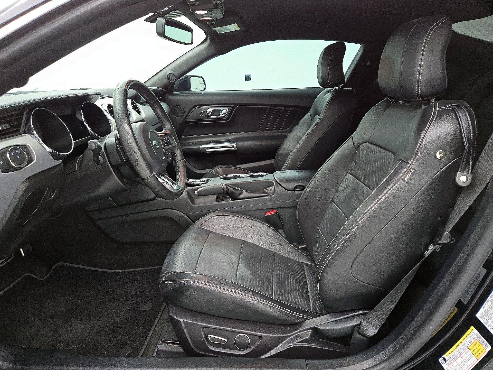 Thumbnail: 2017 Ford Mustang - 11