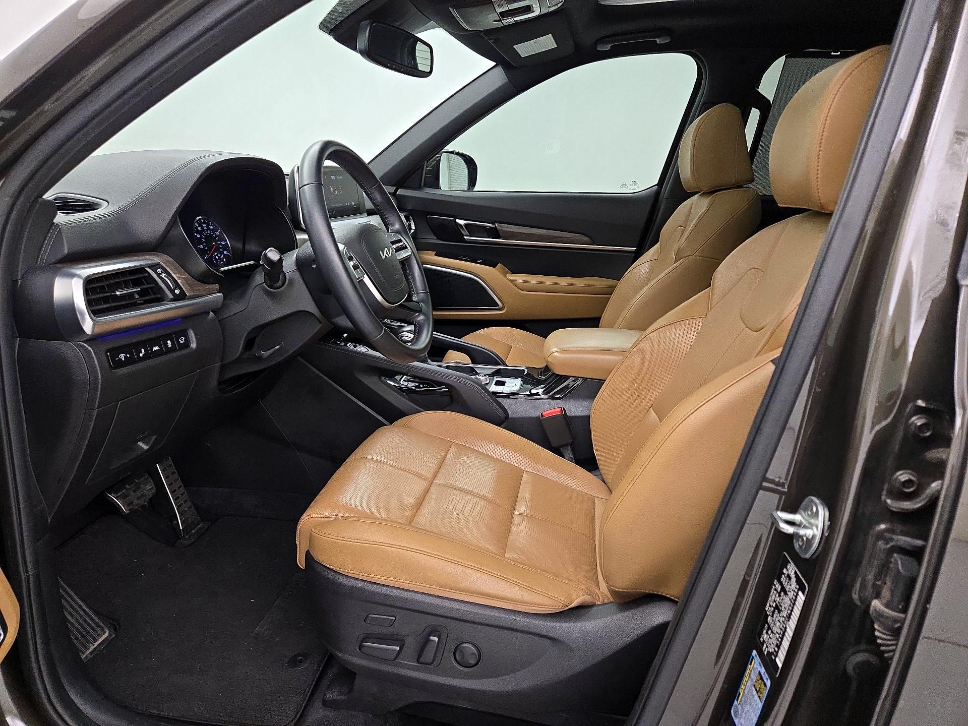 Thumbnail: 2022 Kia Telluride - 11