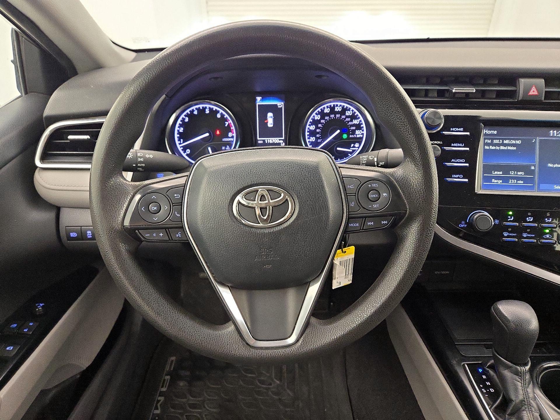 Thumbnail: 2018 Toyota Camry - 10