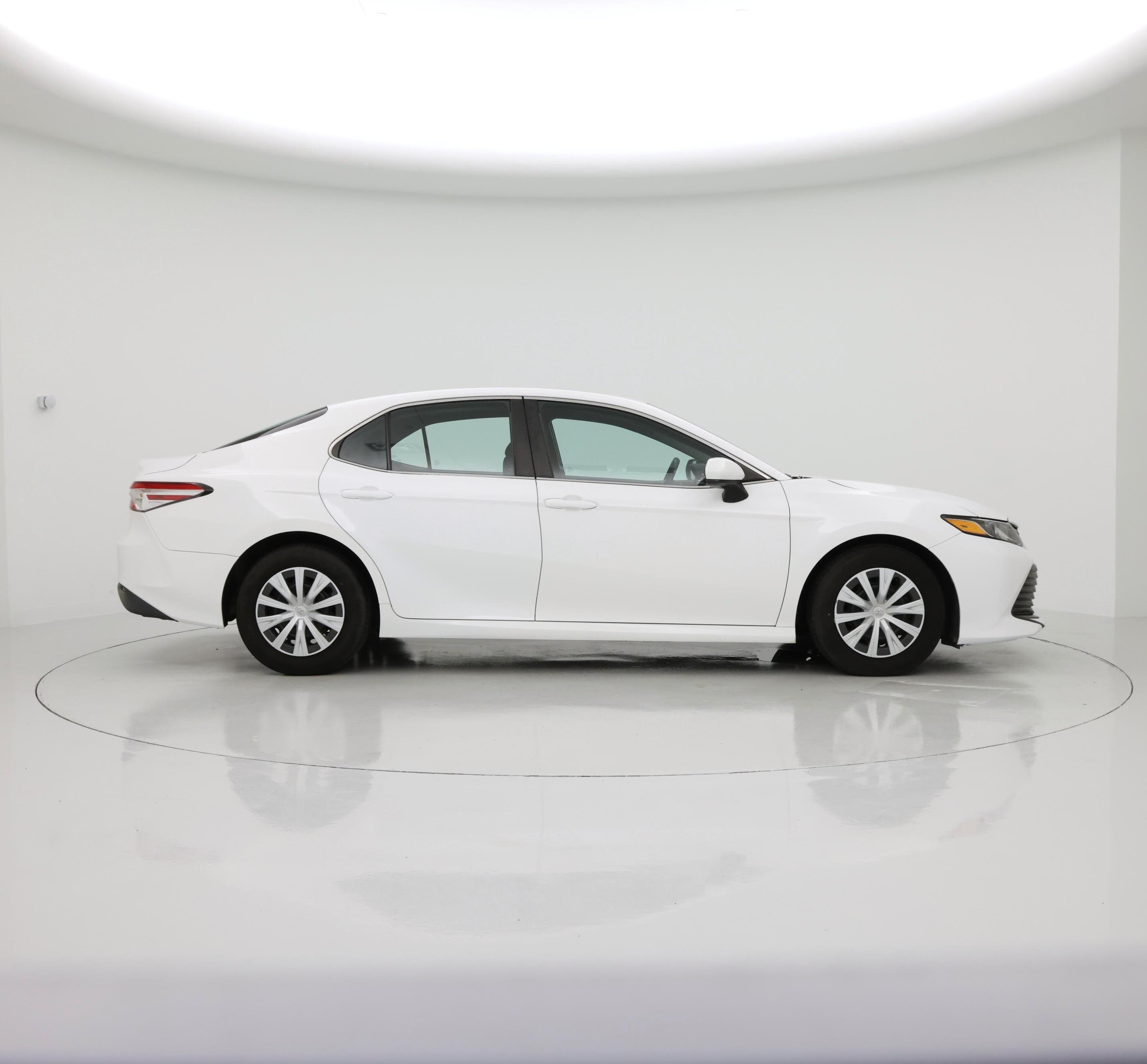 Thumbnail: 2018 Toyota Camry - 7