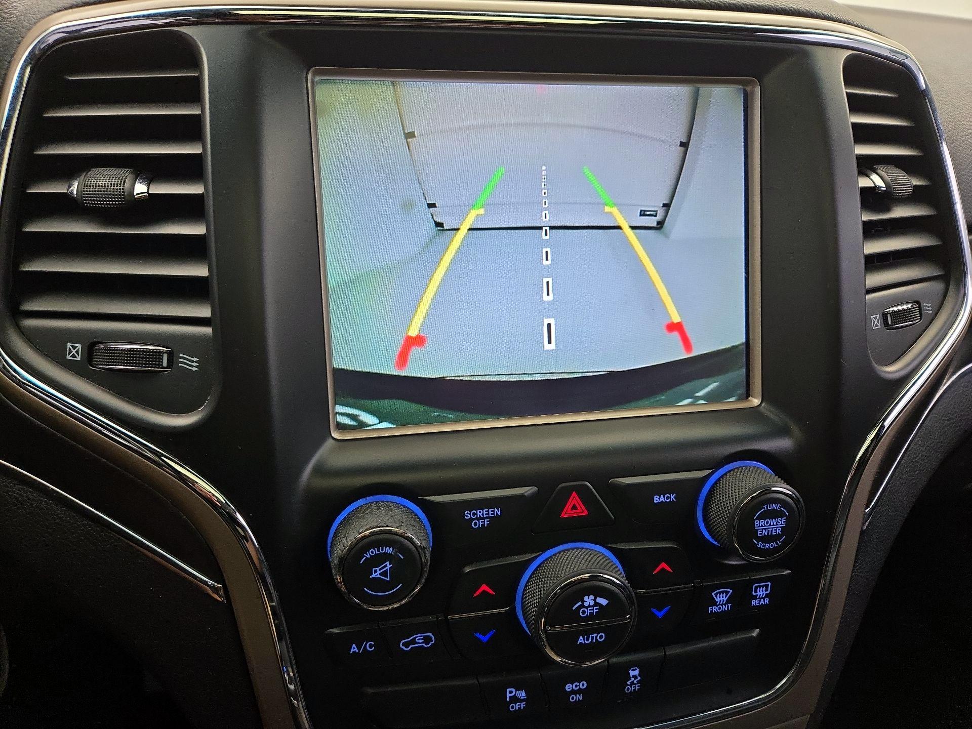 Thumbnail: 2015 Jeep Grand Cherokee - 15