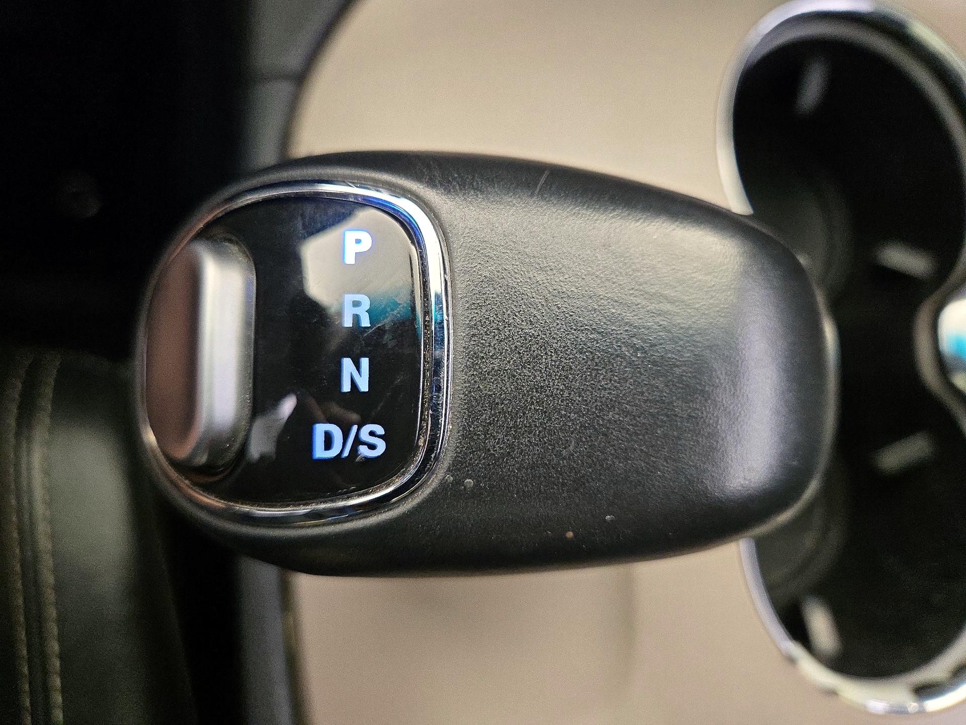 Thumbnail: 2015 Jeep Grand Cherokee - 18