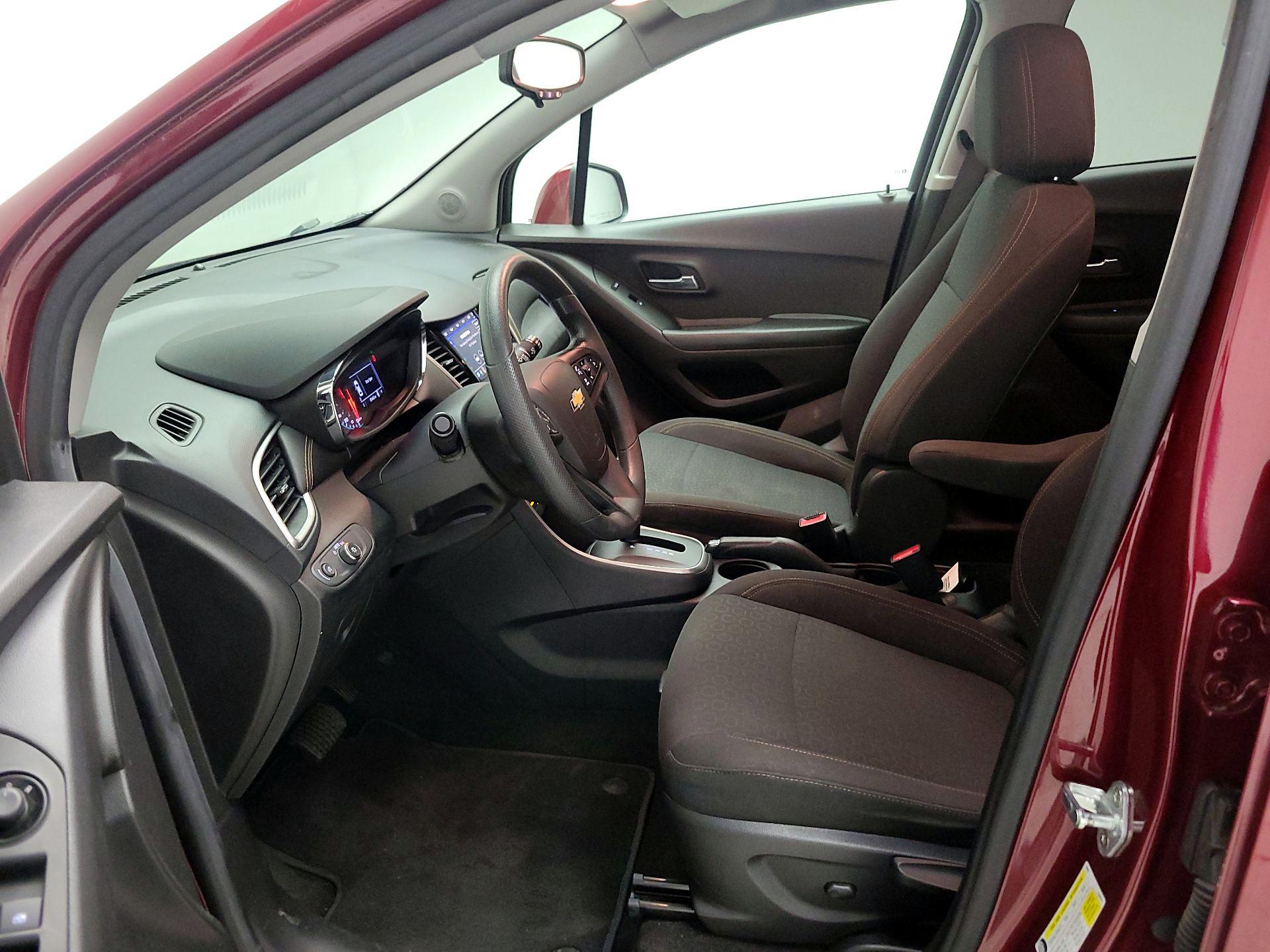 Thumbnail: 2021 Chevrolet Trax - 11