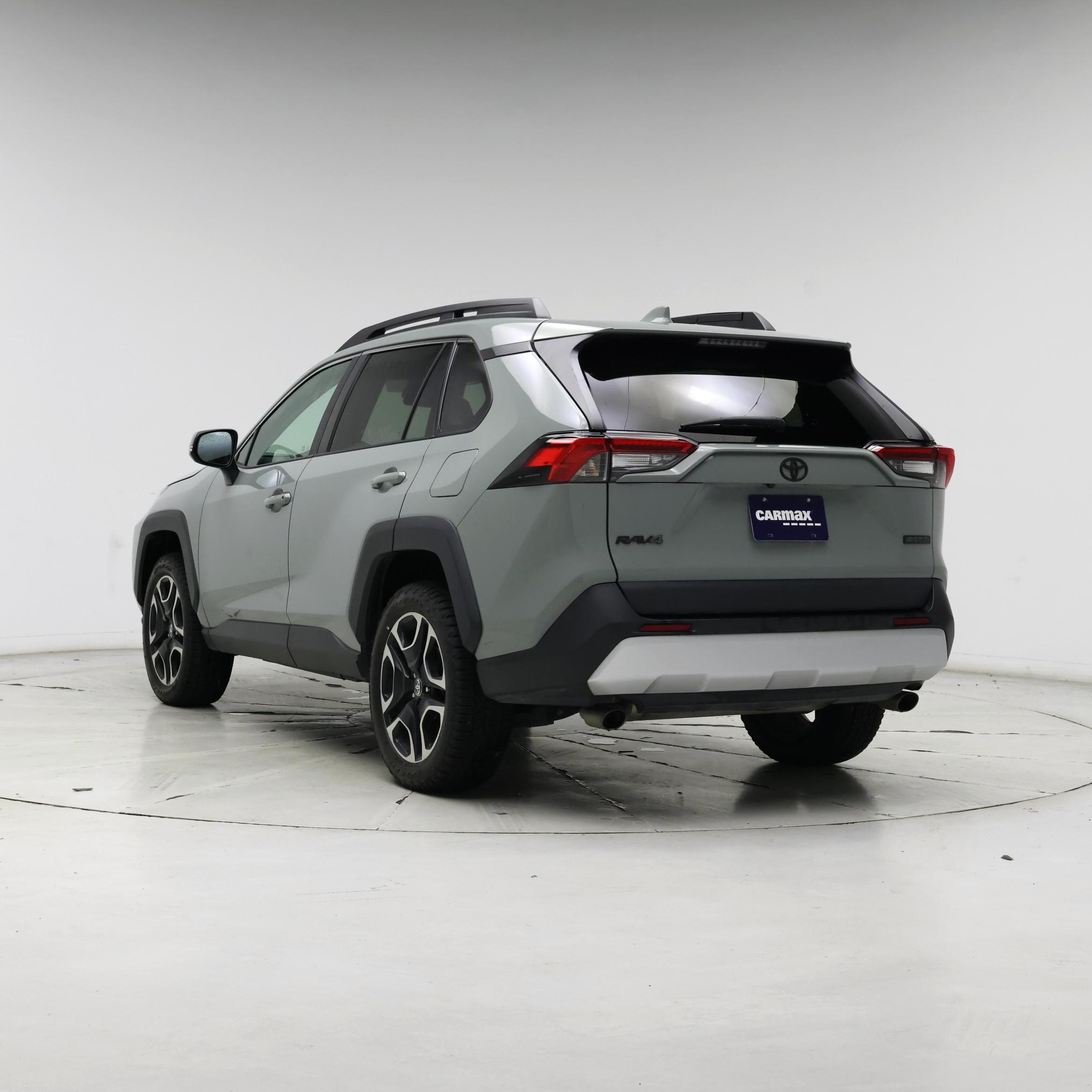 Thumbnail: 2021 Toyota RAV4 - 2