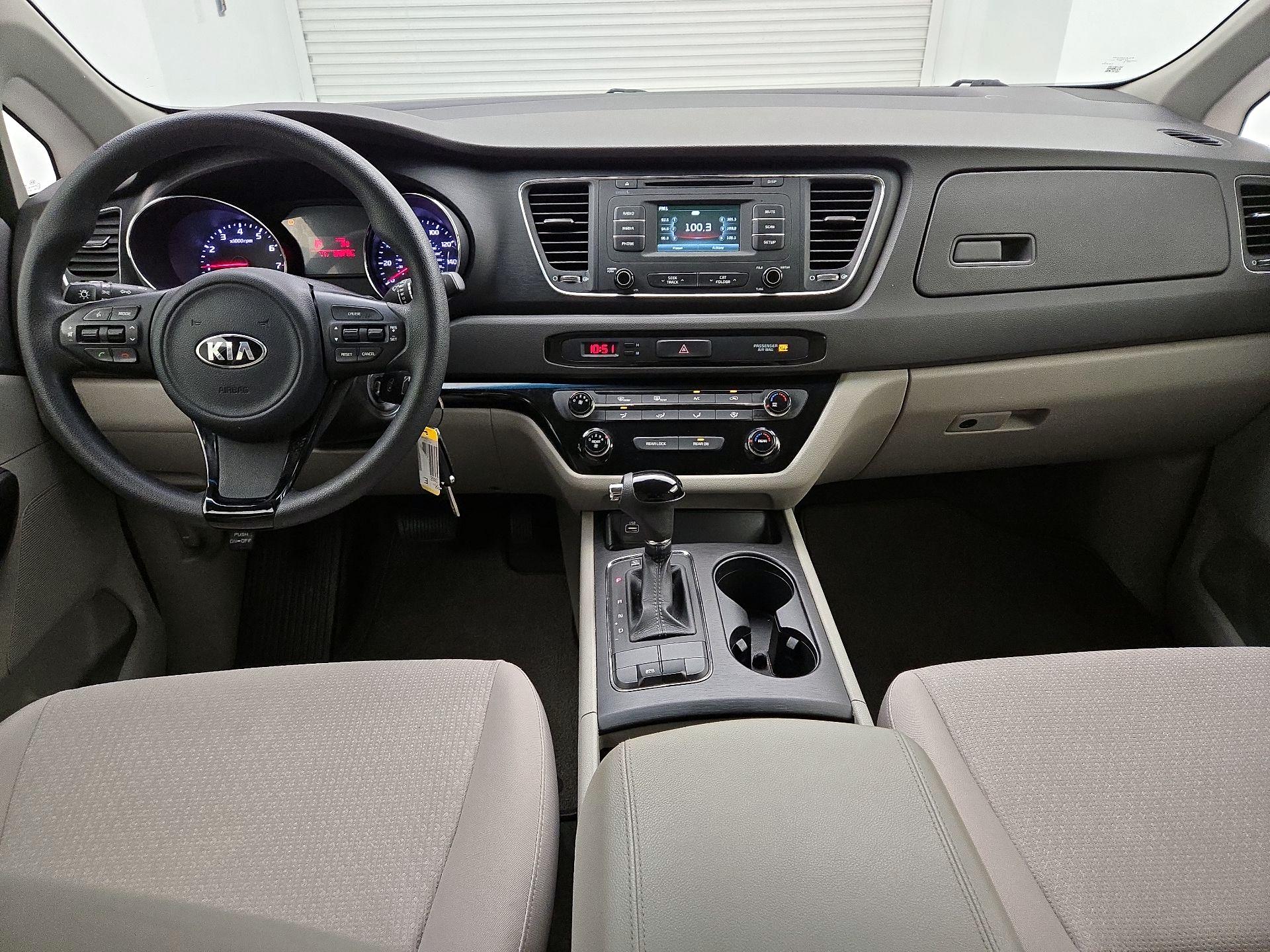 Thumbnail: 2016 Kia Sedona - 9