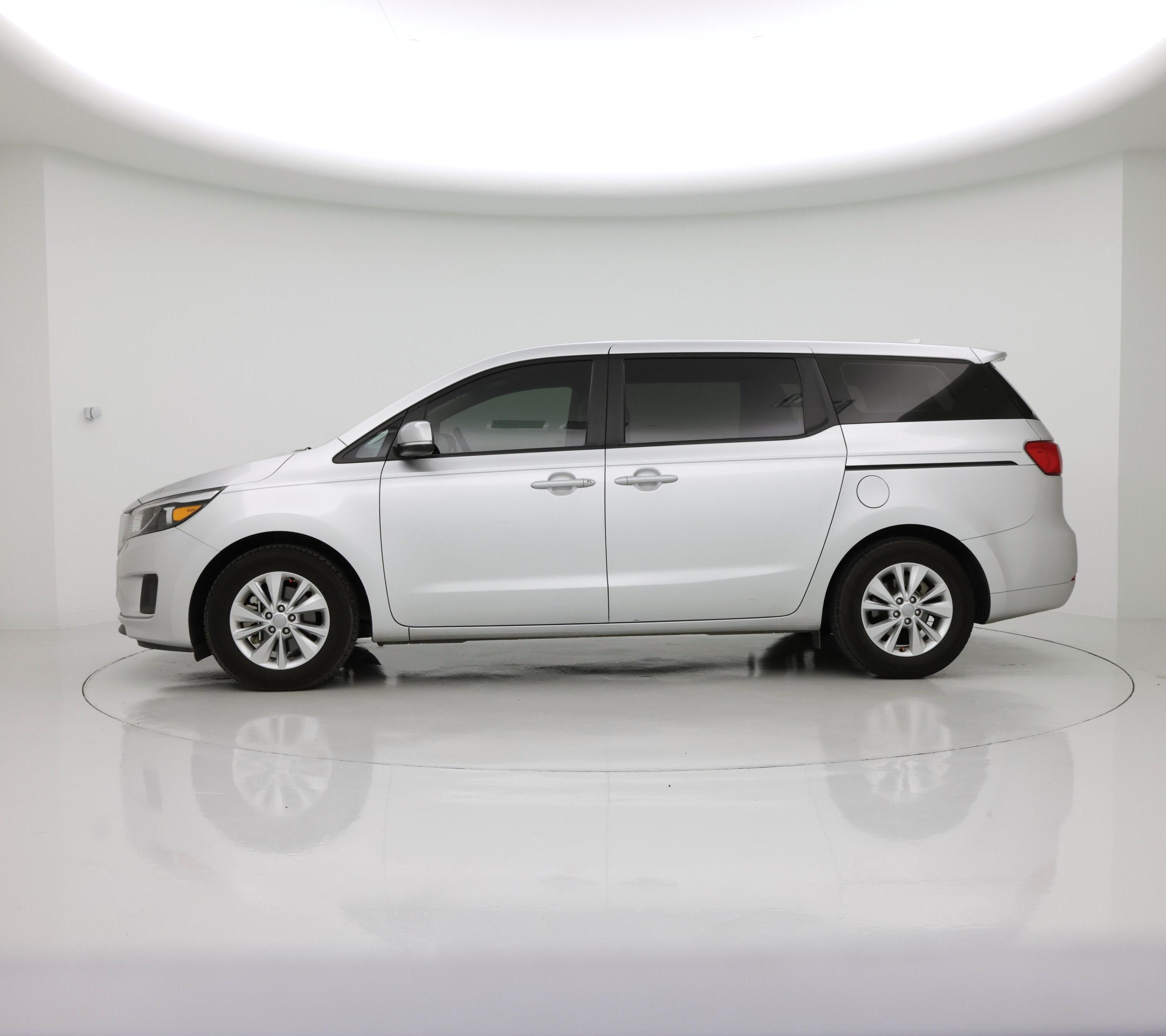 Thumbnail: 2016 Kia Sedona - 3
