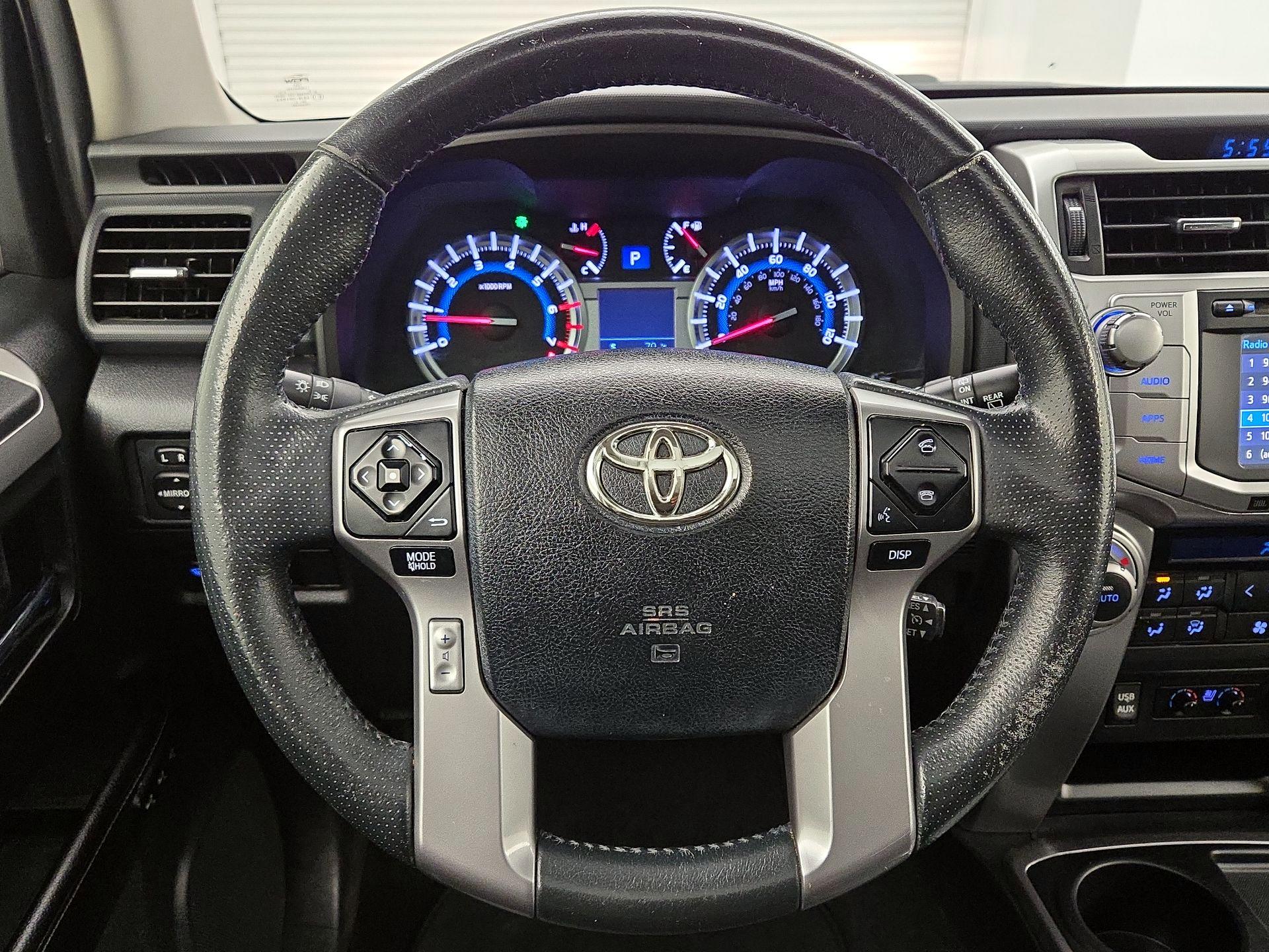Thumbnail: 2016 Toyota 4Runner - 10