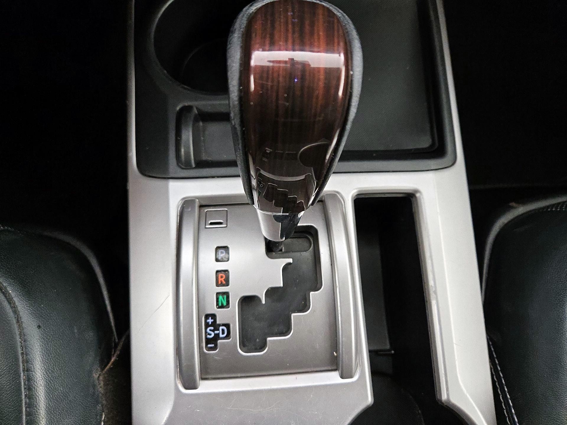 Thumbnail: 2016 Toyota 4Runner - 17