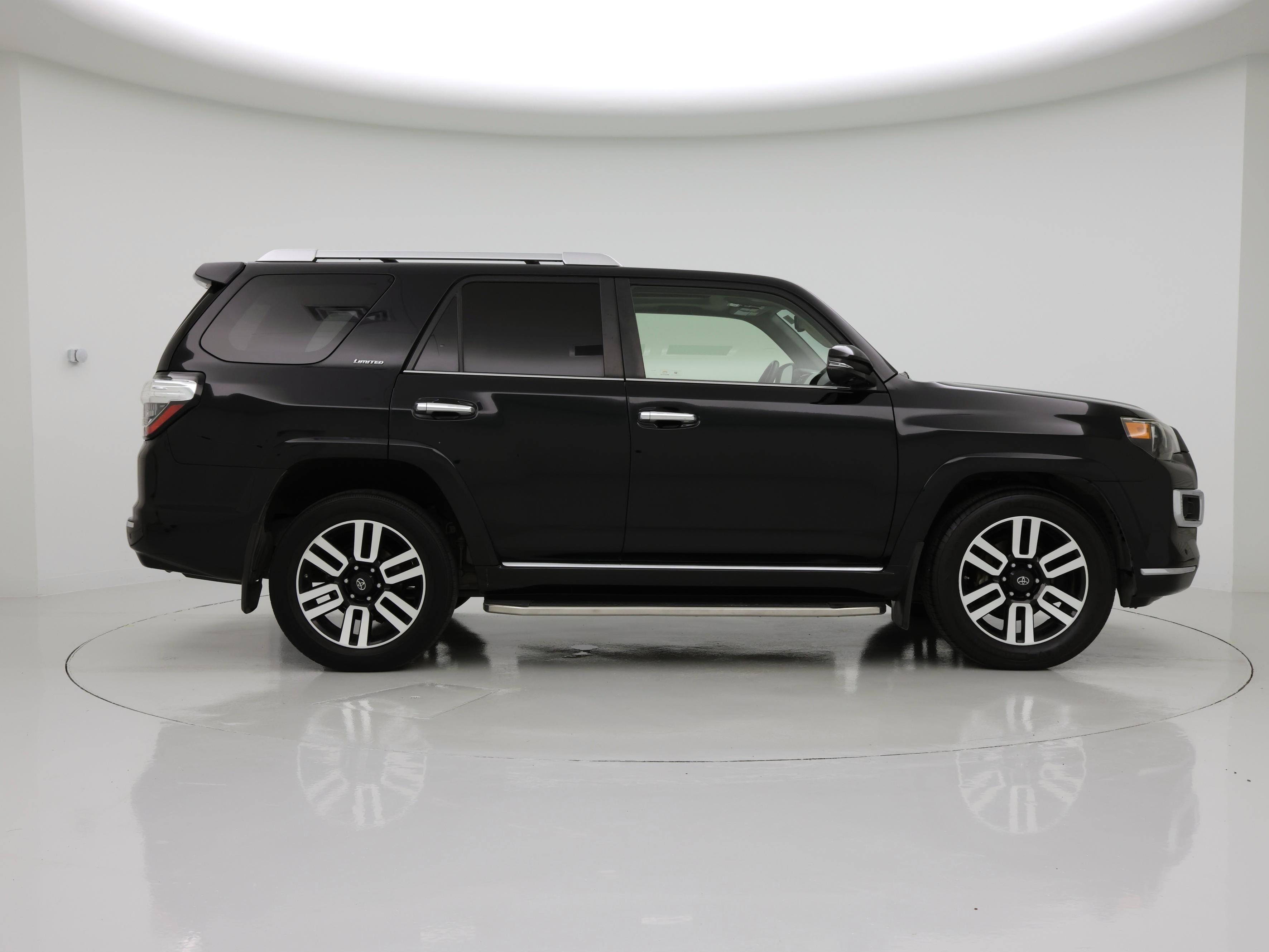 Thumbnail: 2016 Toyota 4Runner - 7