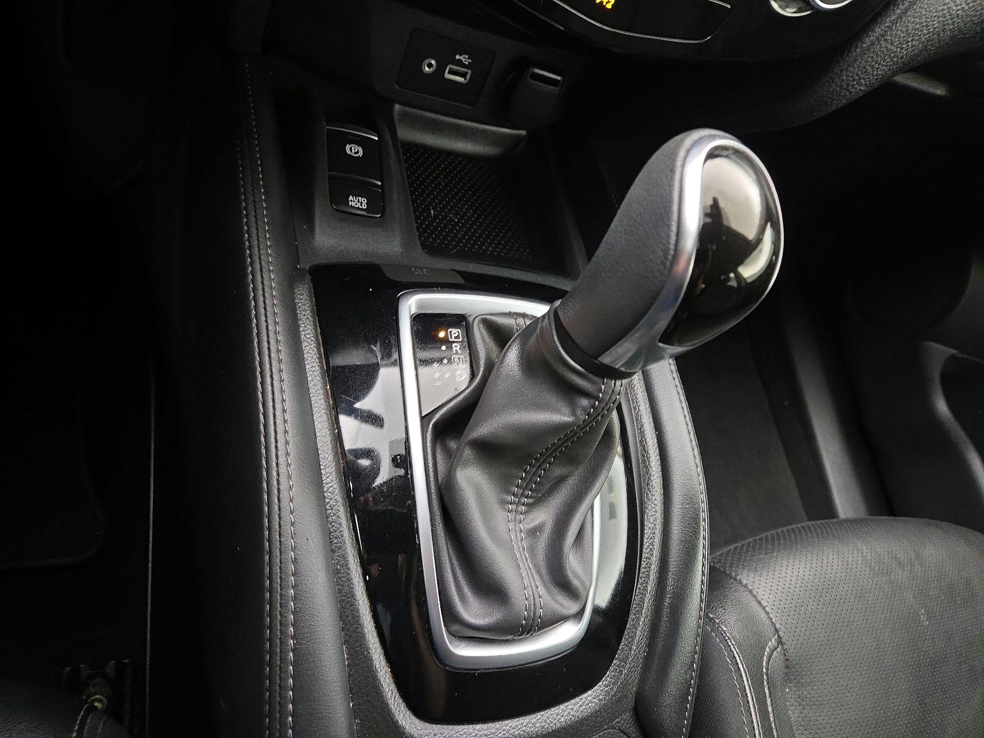 Thumbnail: 2019 Nissan Rogue - 18