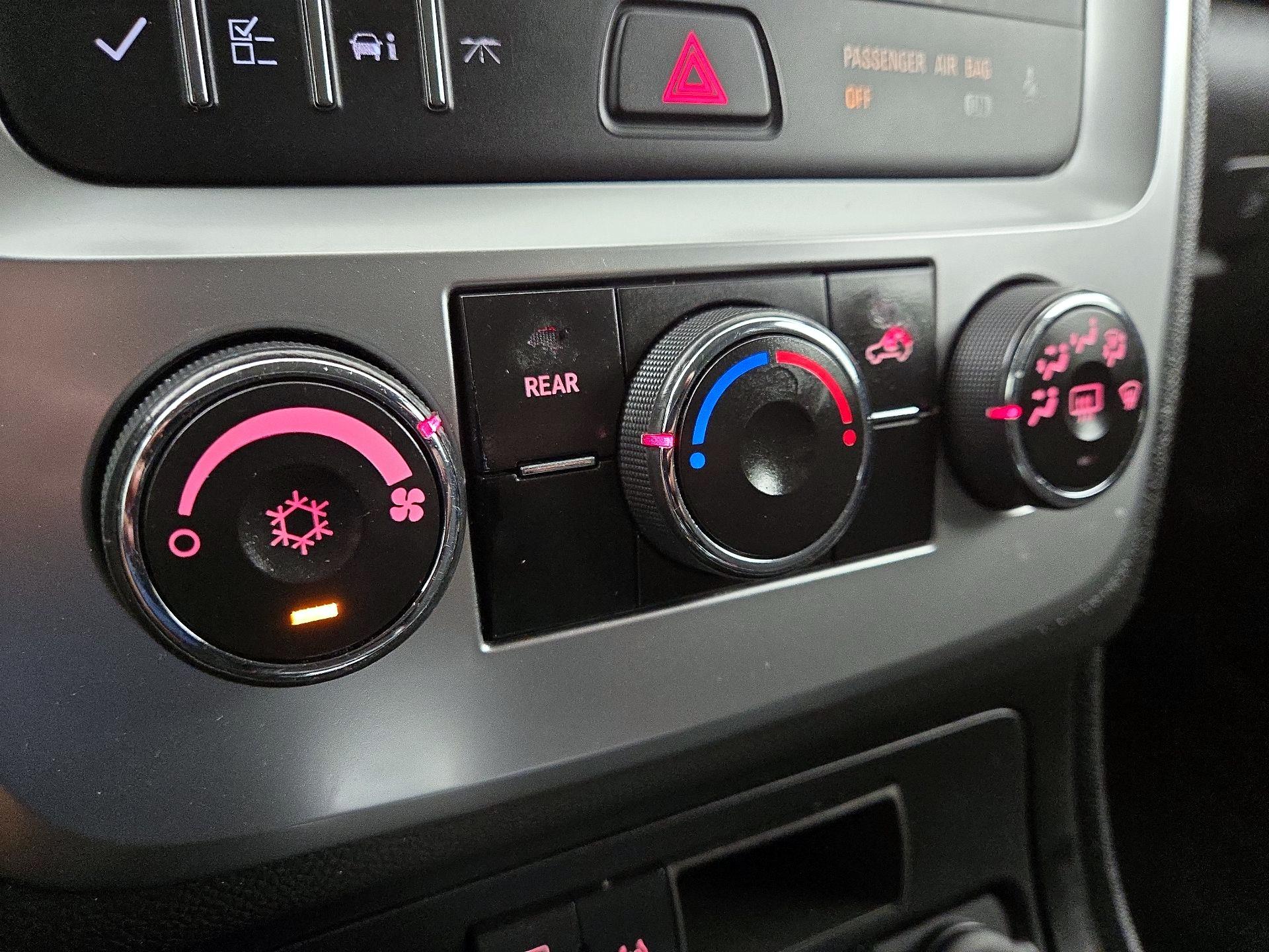 Thumbnail: 2015 GMC Acadia - 16