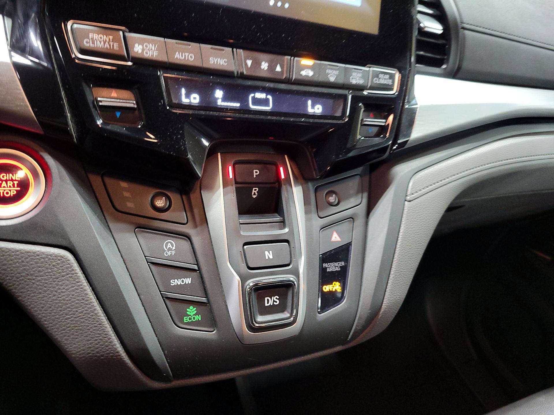 Thumbnail: 2020 Honda Odyssey - 17
