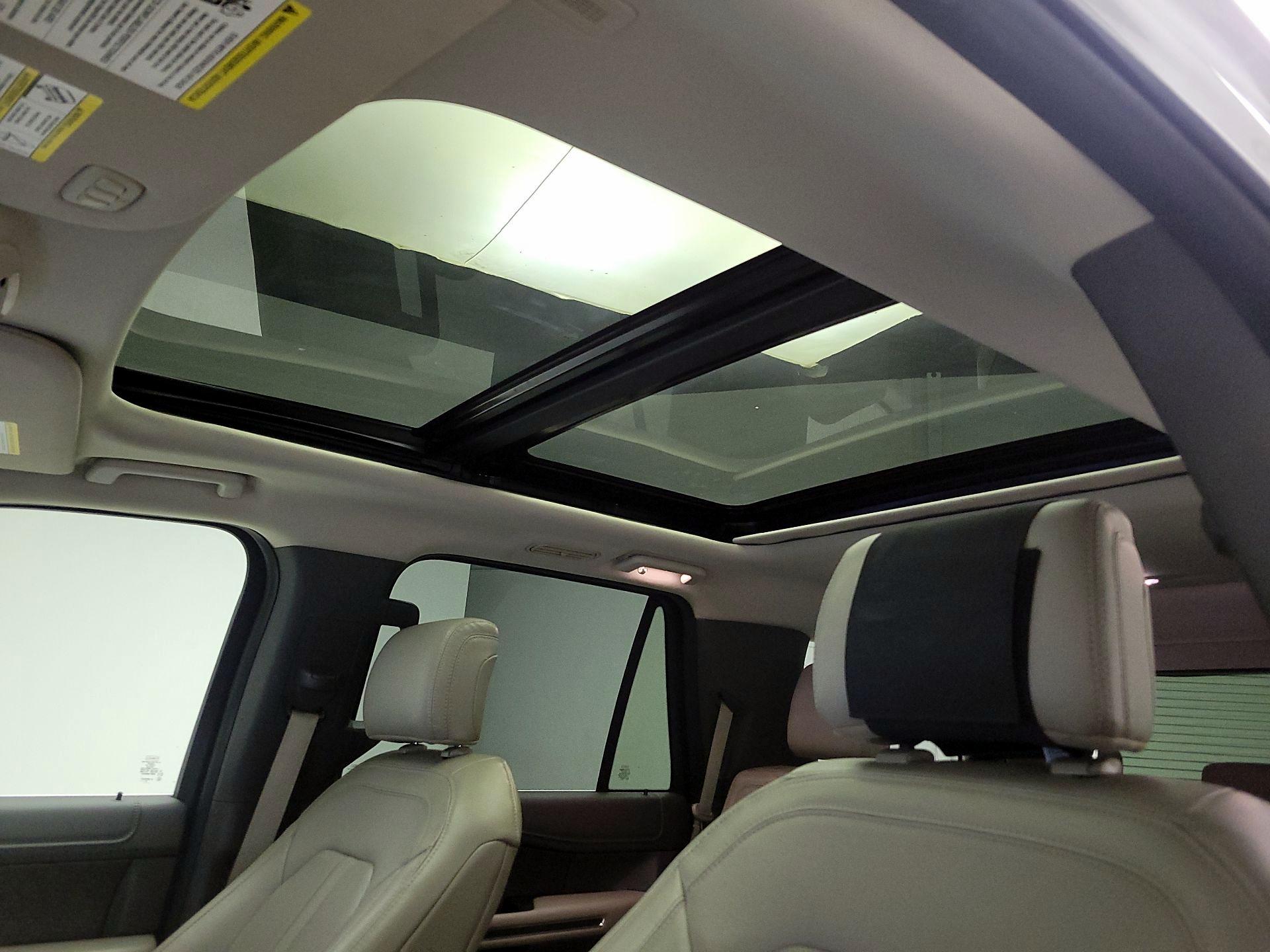 Thumbnail: 2019 Ford Expedition - 18