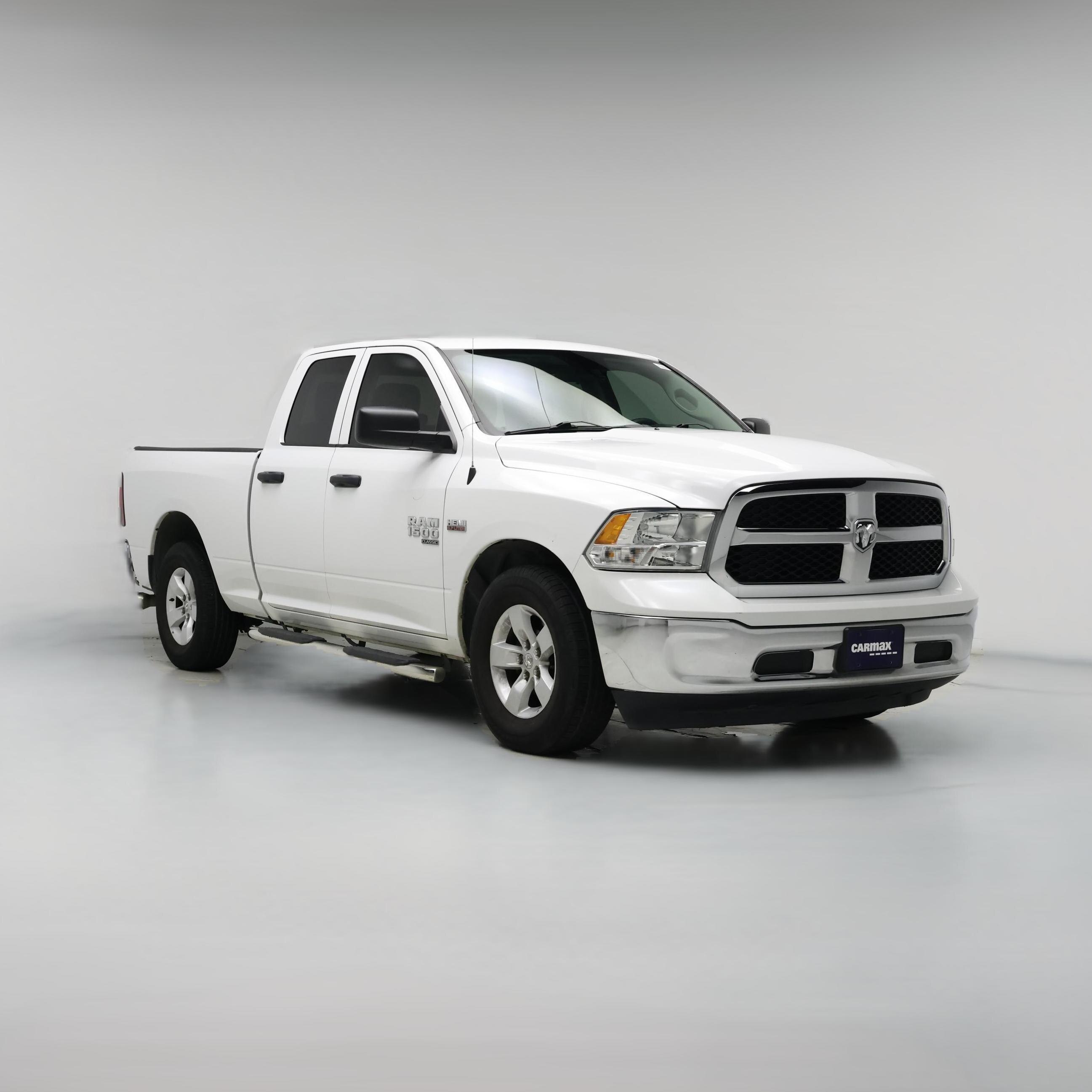 Thumbnail: 2022 RAM 1500 Classic - 1