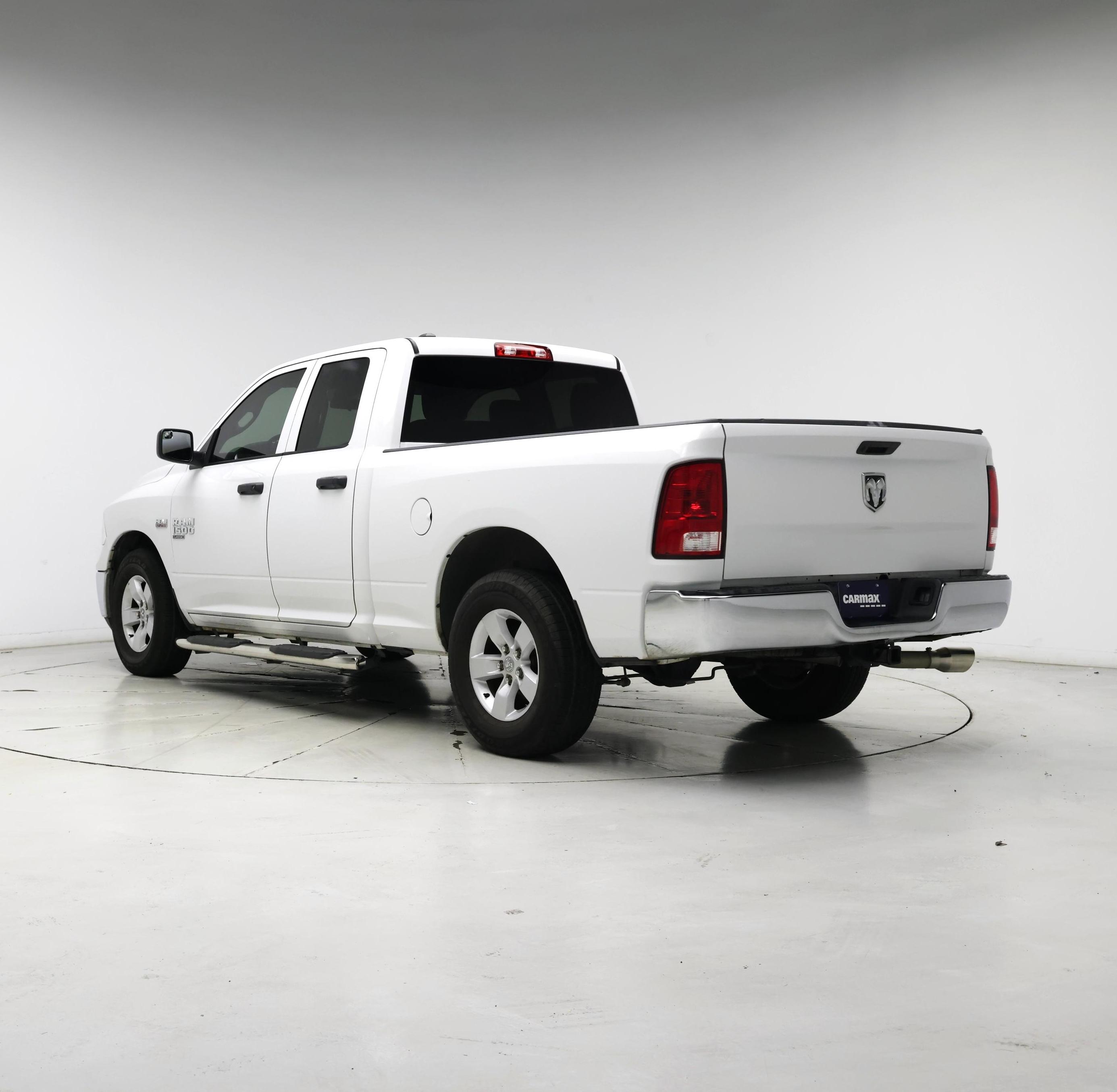 Thumbnail: 2022 RAM 1500 Classic - 2