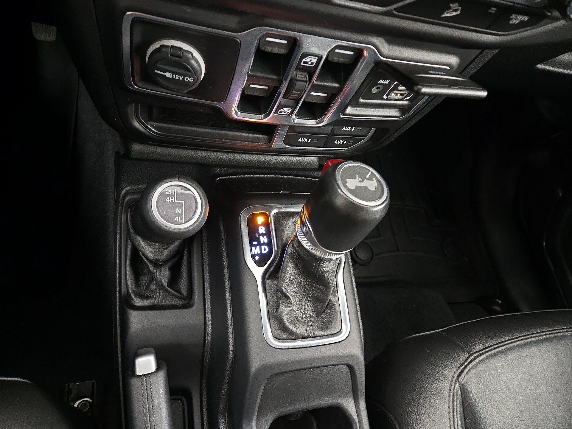 Thumbnail: 2020 Jeep Wrangler - 18