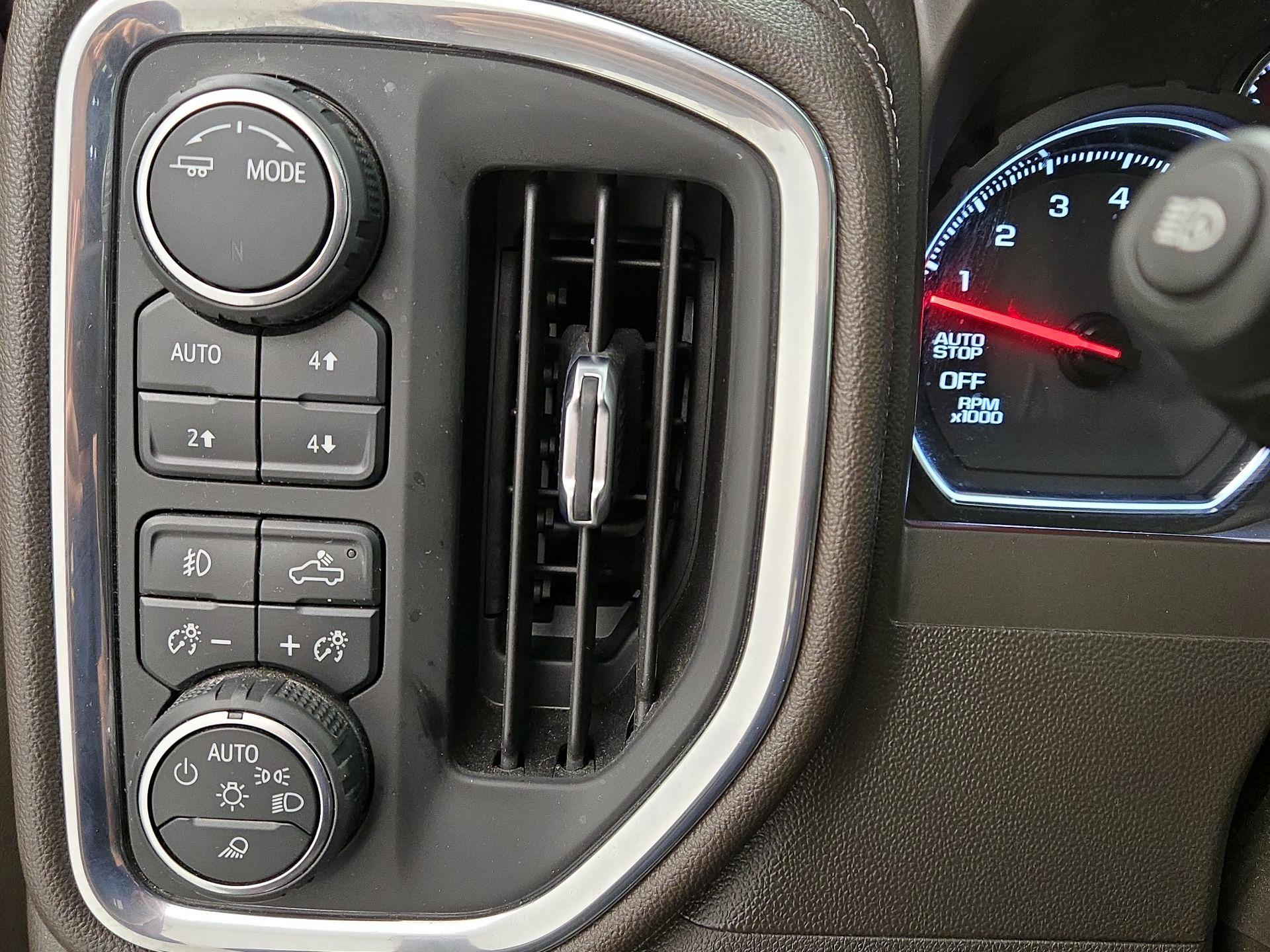 Thumbnail: 2021 Chevrolet Silverado 1500 - 13