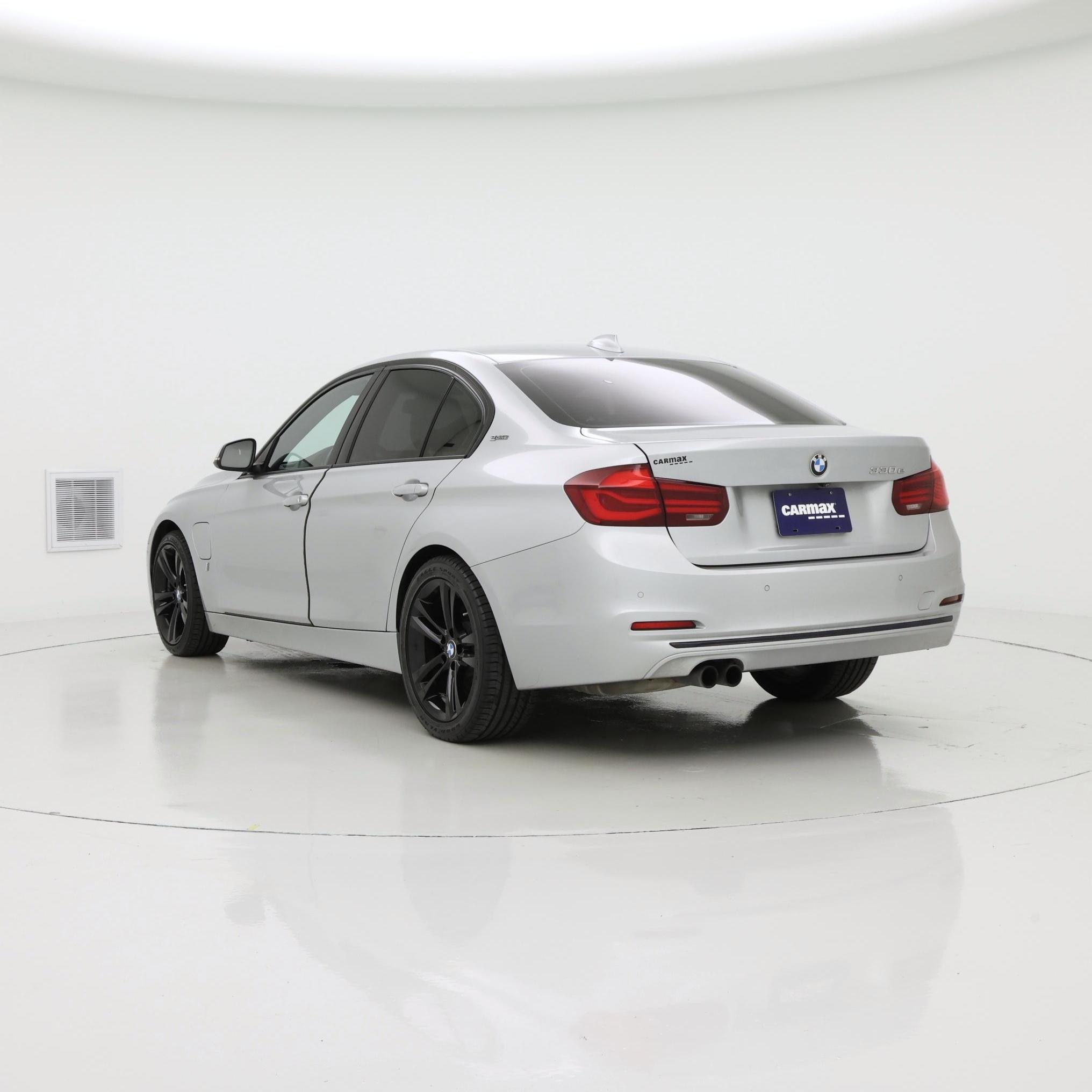 Thumbnail: 2018 BMW 3 Series - 2