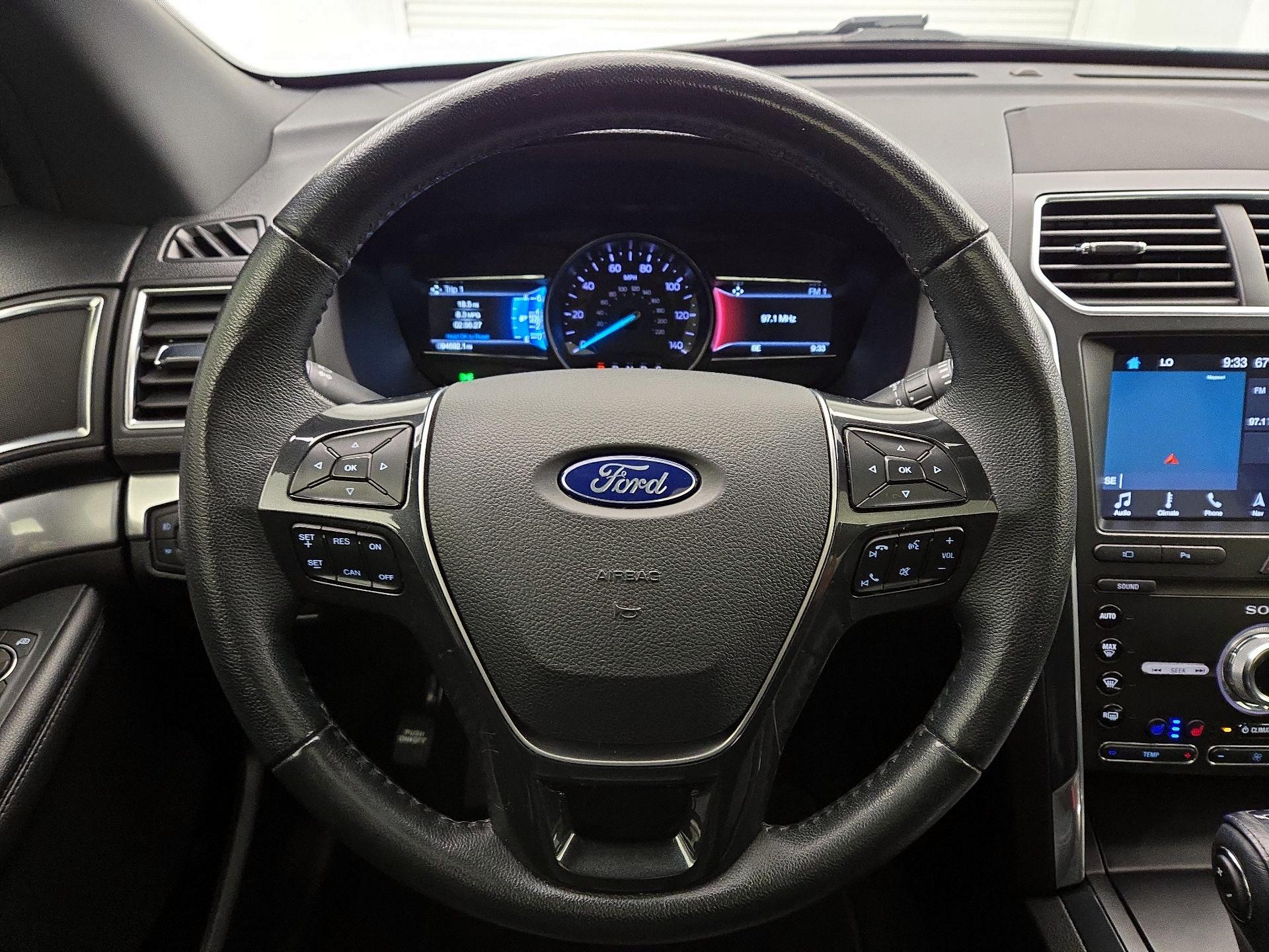 Thumbnail: 2019 Ford Explorer - 10