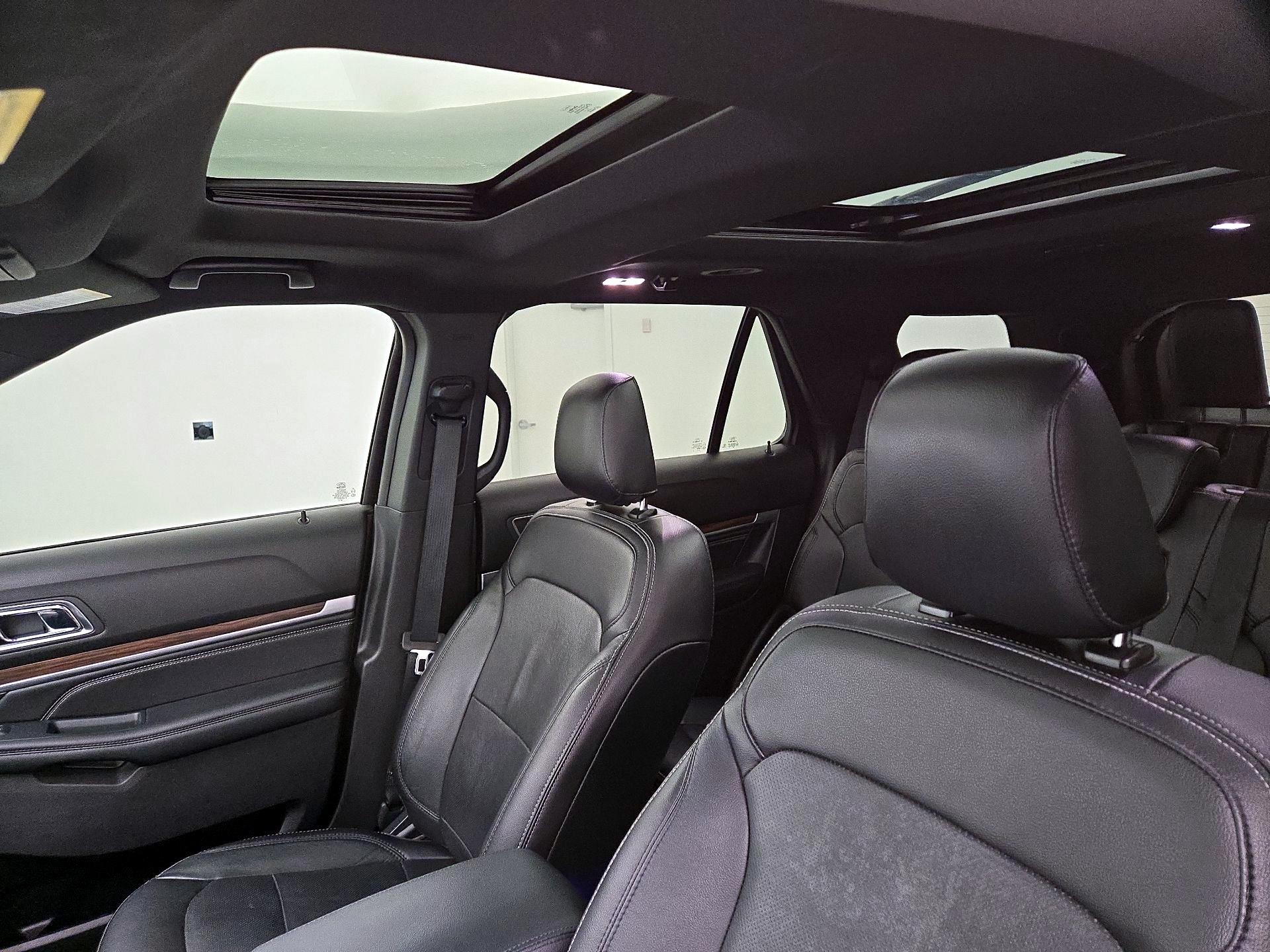 Thumbnail: 2019 Ford Explorer - 20