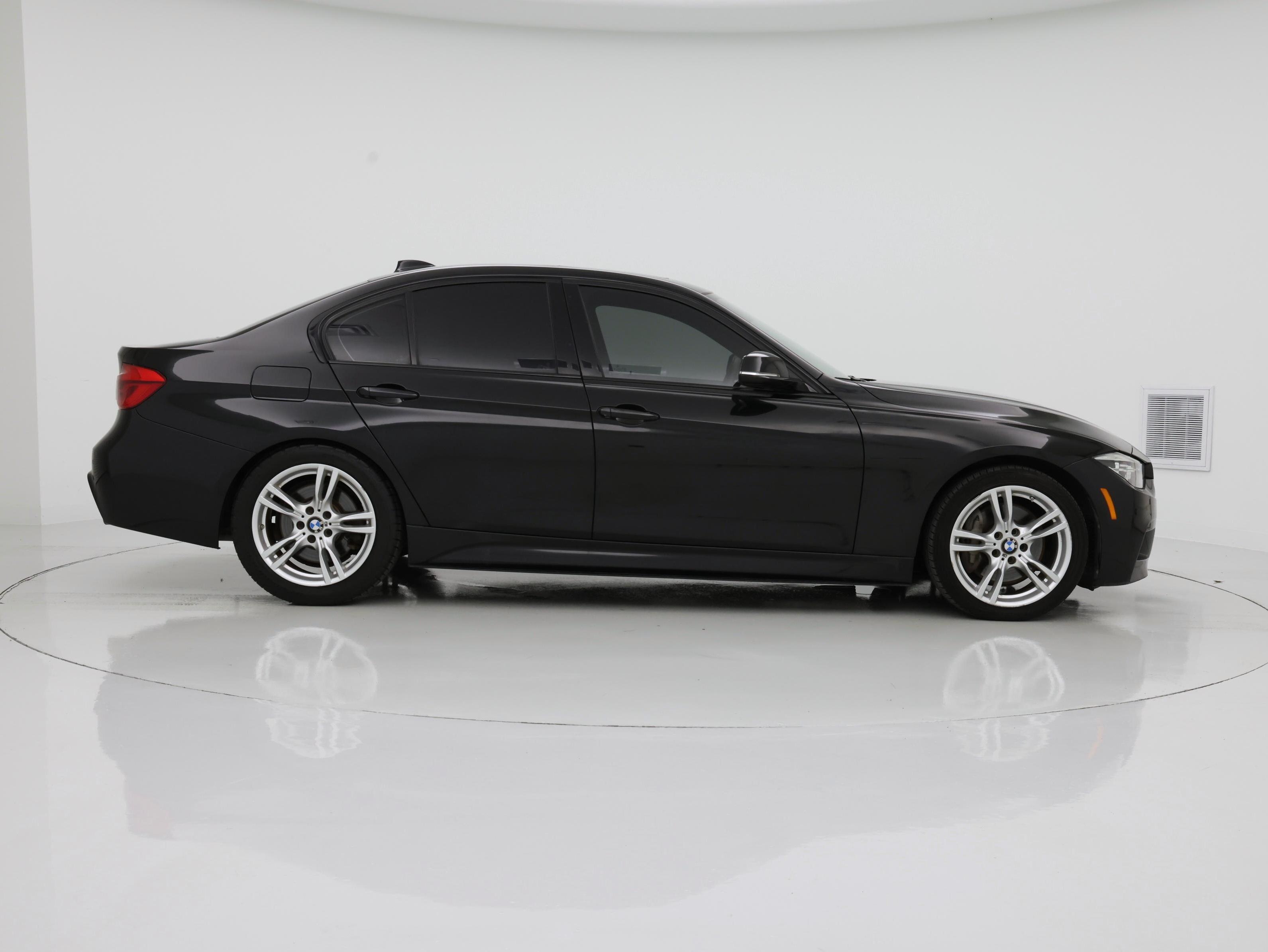 Thumbnail: 2018 BMW 3 Series - 7
