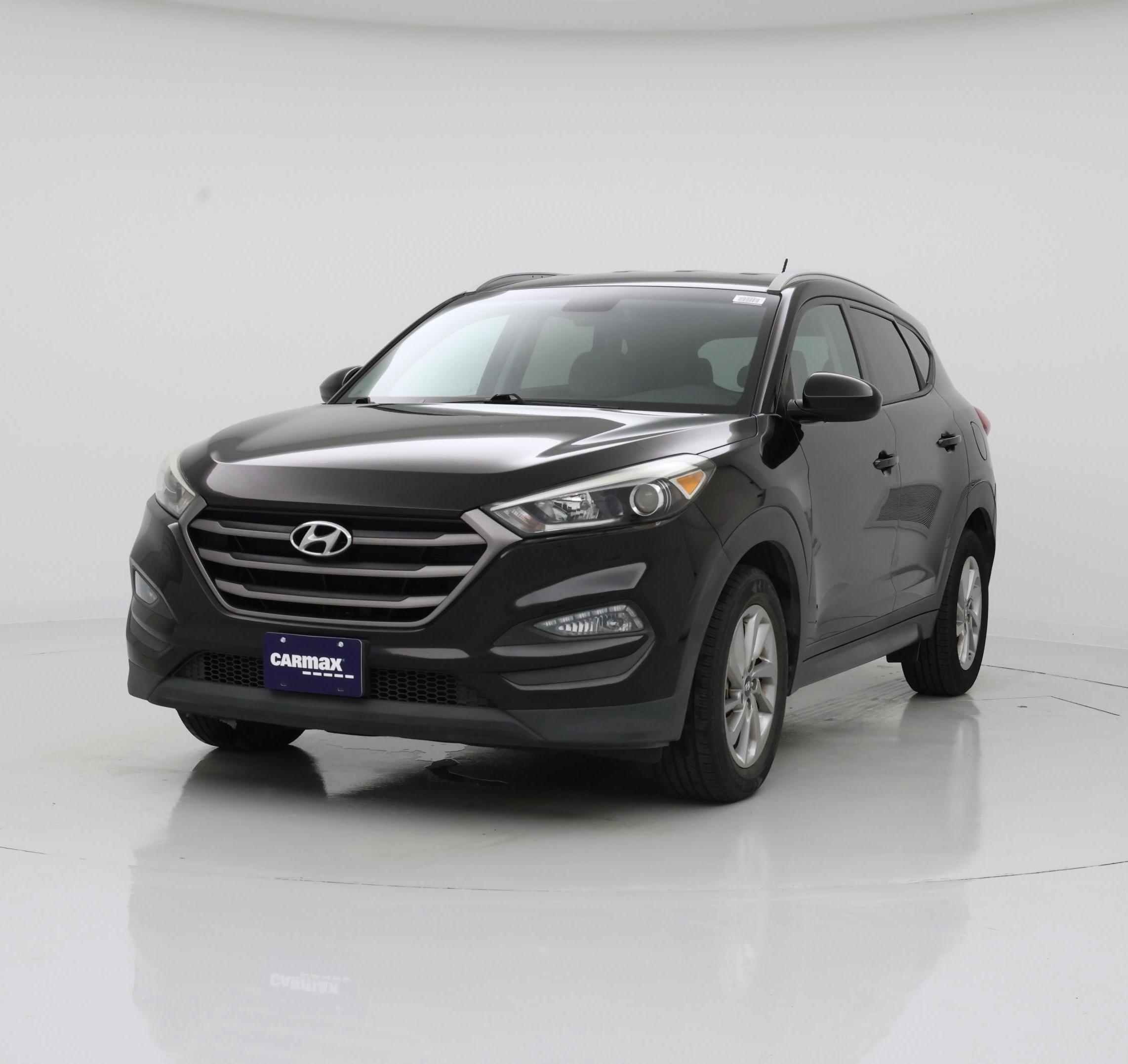 Thumbnail: 2016 Hyundai Tucson - 4