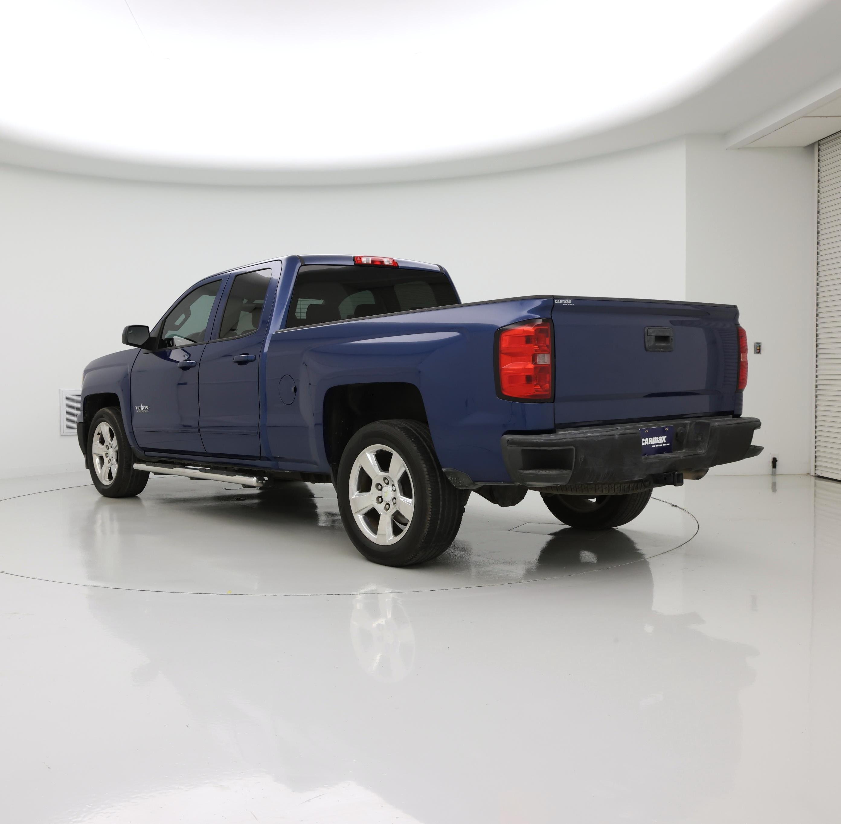 Thumbnail: 2015 Chevrolet Silverado 1500 - 2