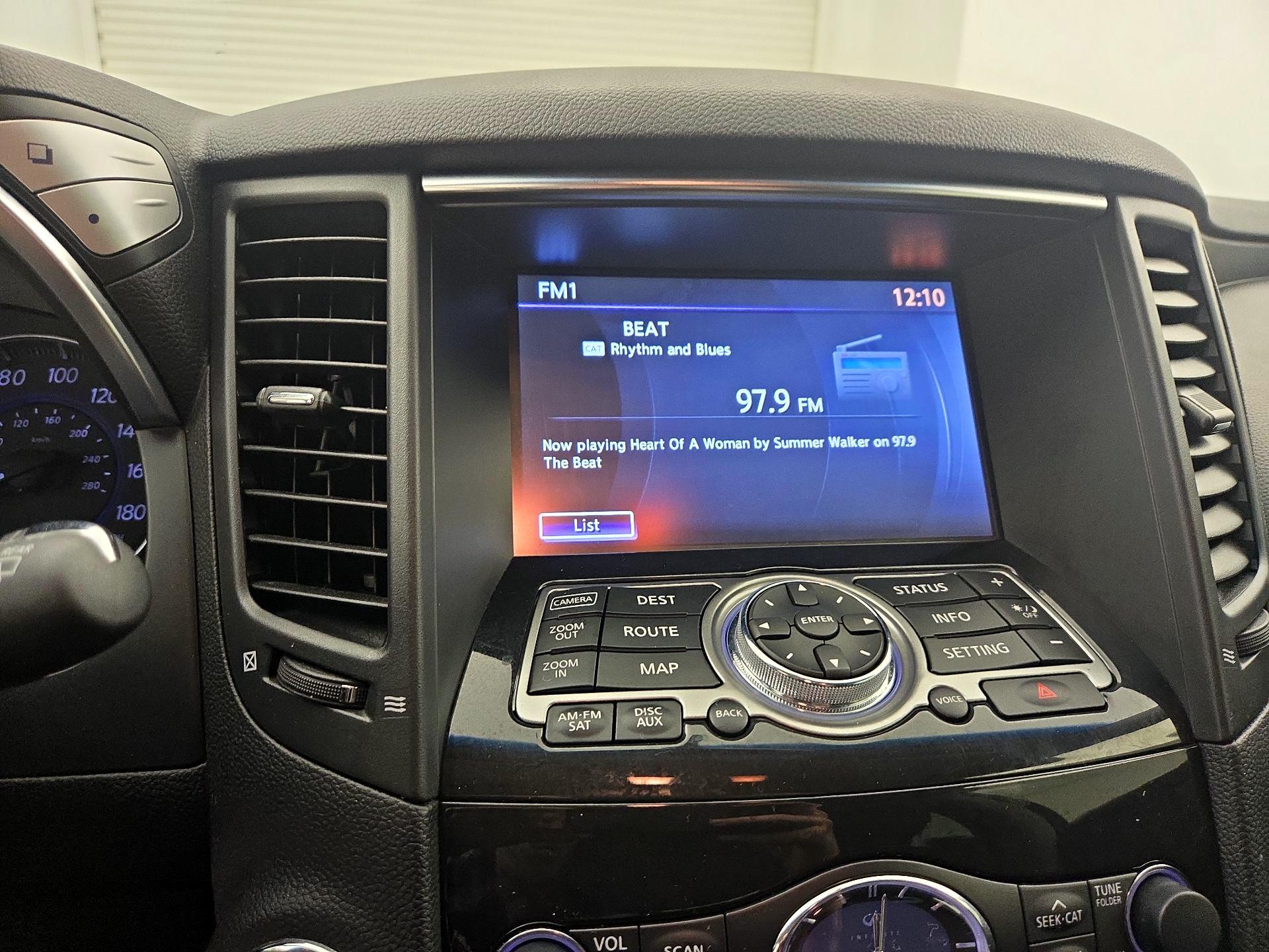 Thumbnail: 2014 INFINITI QX70 - 13