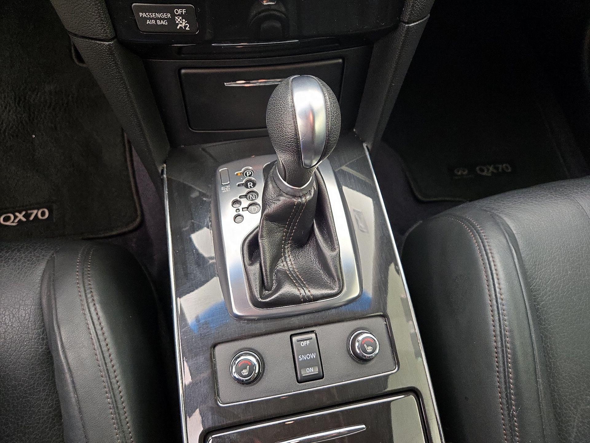 Thumbnail: 2014 INFINITI QX70 - 15