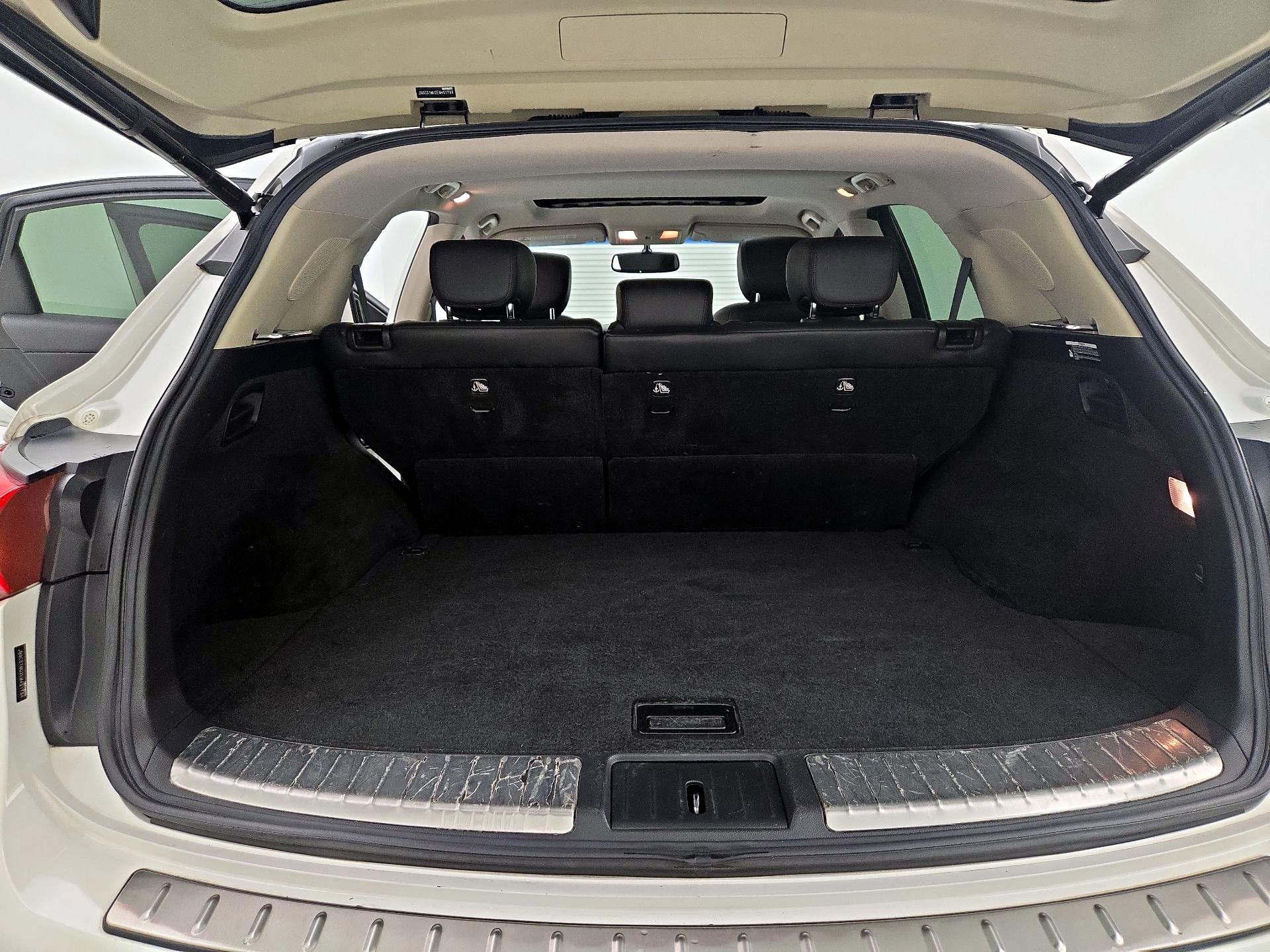 Thumbnail: 2014 INFINITI QX70 - 19