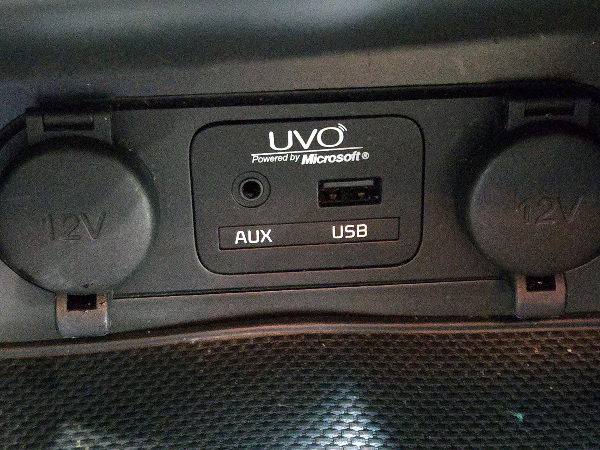 Thumbnail: 2014 Kia Optima - 18