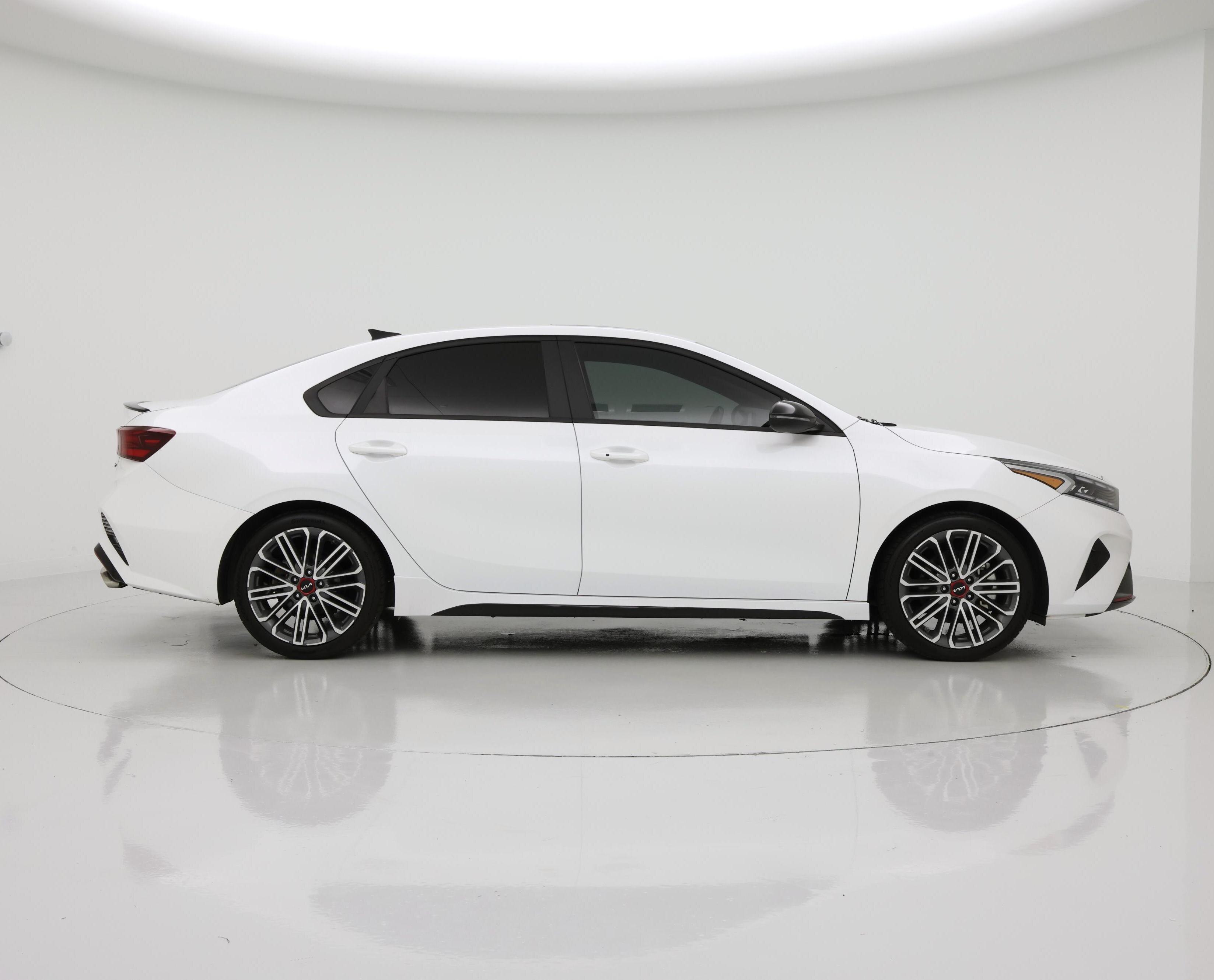 Thumbnail: 2022 Kia Forte - 7