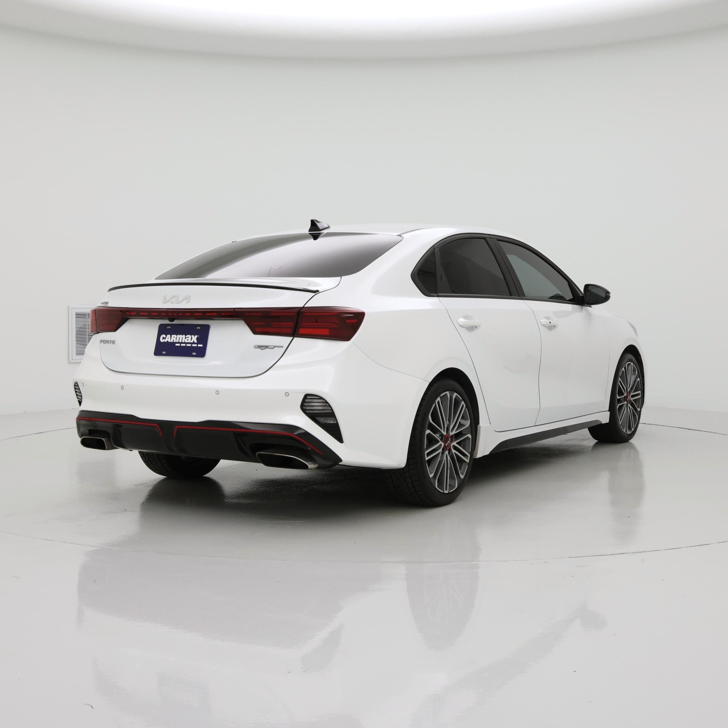 Thumbnail: 2022 Kia Forte - 8